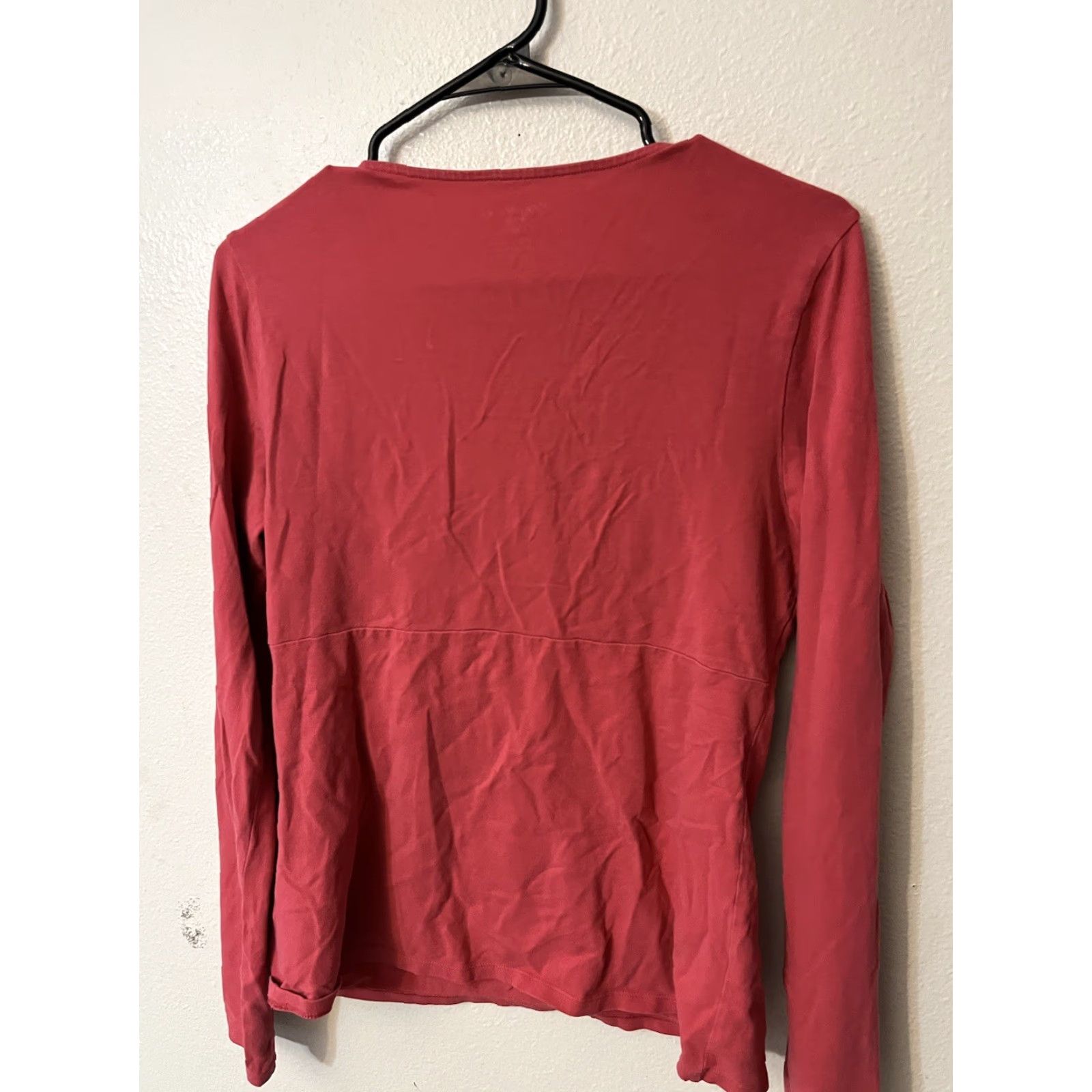 Eddie Bauer VINTAGE Eddie Bauer Shirt Women M Pink T-Shirt Long Sleeve V-Neck Pullover Casual Modern Modern, 90s, Eddie Bauer Womens M Pink T-Shirt Size M / US 6-8 / IT 42-44 - 2 Thumbnail
