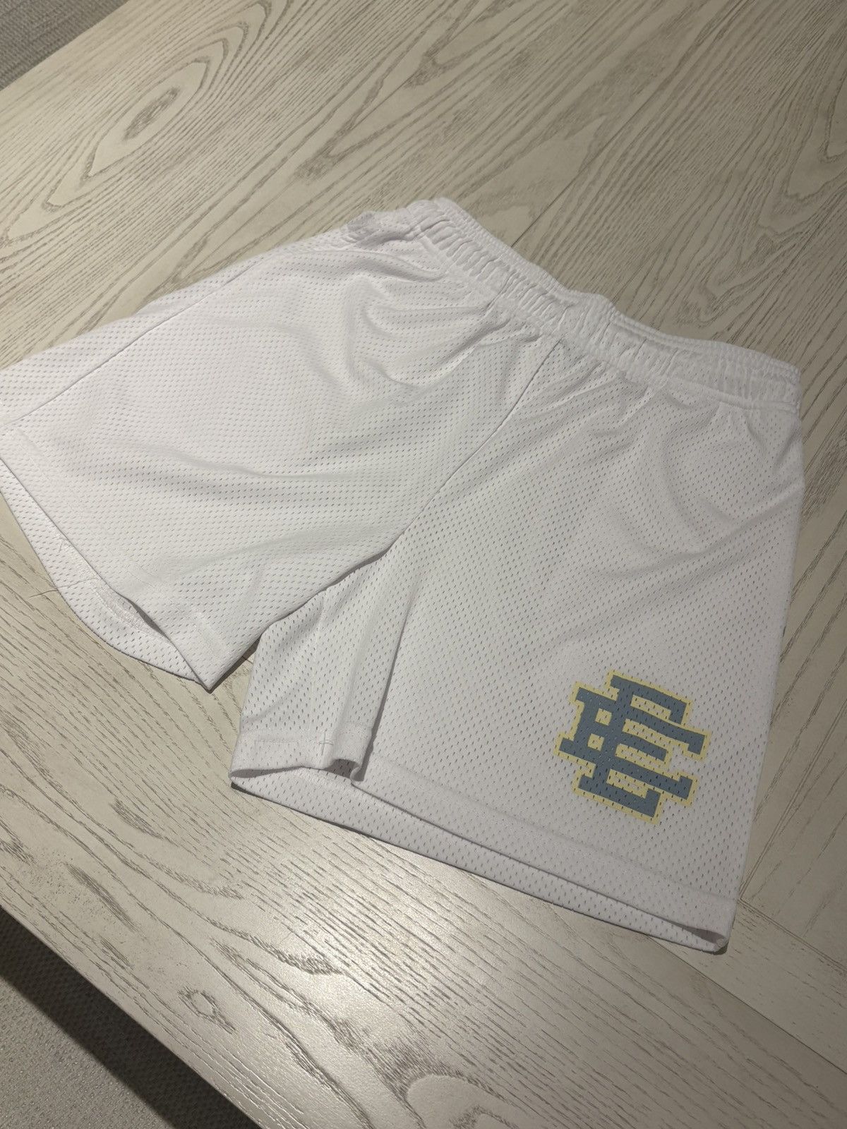 Eric Emanuel Eric Emanuel White Shorts Size US 32 / EU 48 - 1 Thumbnail