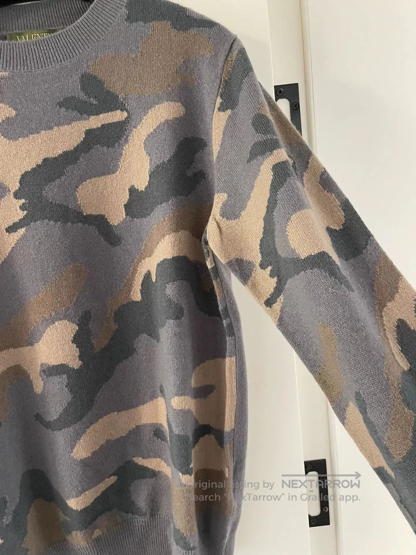 Valentino Valentino Cashmere Pullover Sweater. Size US M / EU 48-50 / 2 - 5 Thumbnail