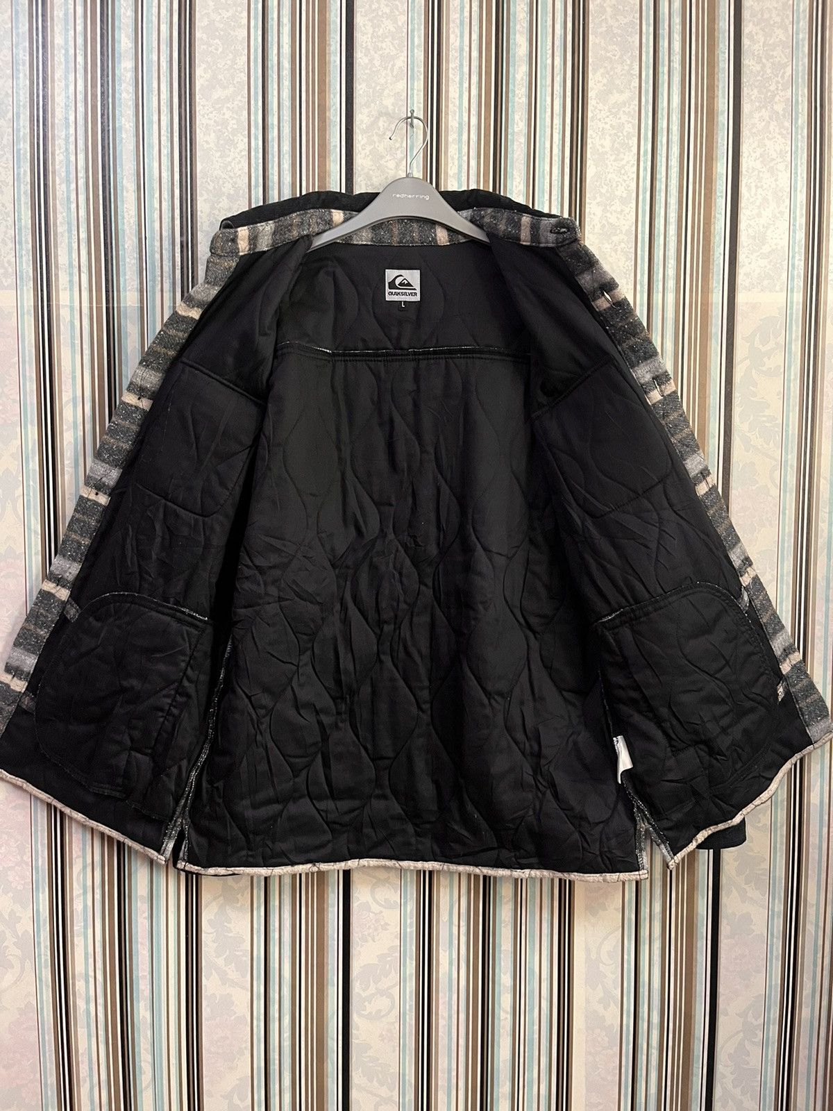 Quiksilver quilted multicolor corduroy fleece heavy down #D1 Size US L / EU 52-54 / 3 - 4 Thumbnail