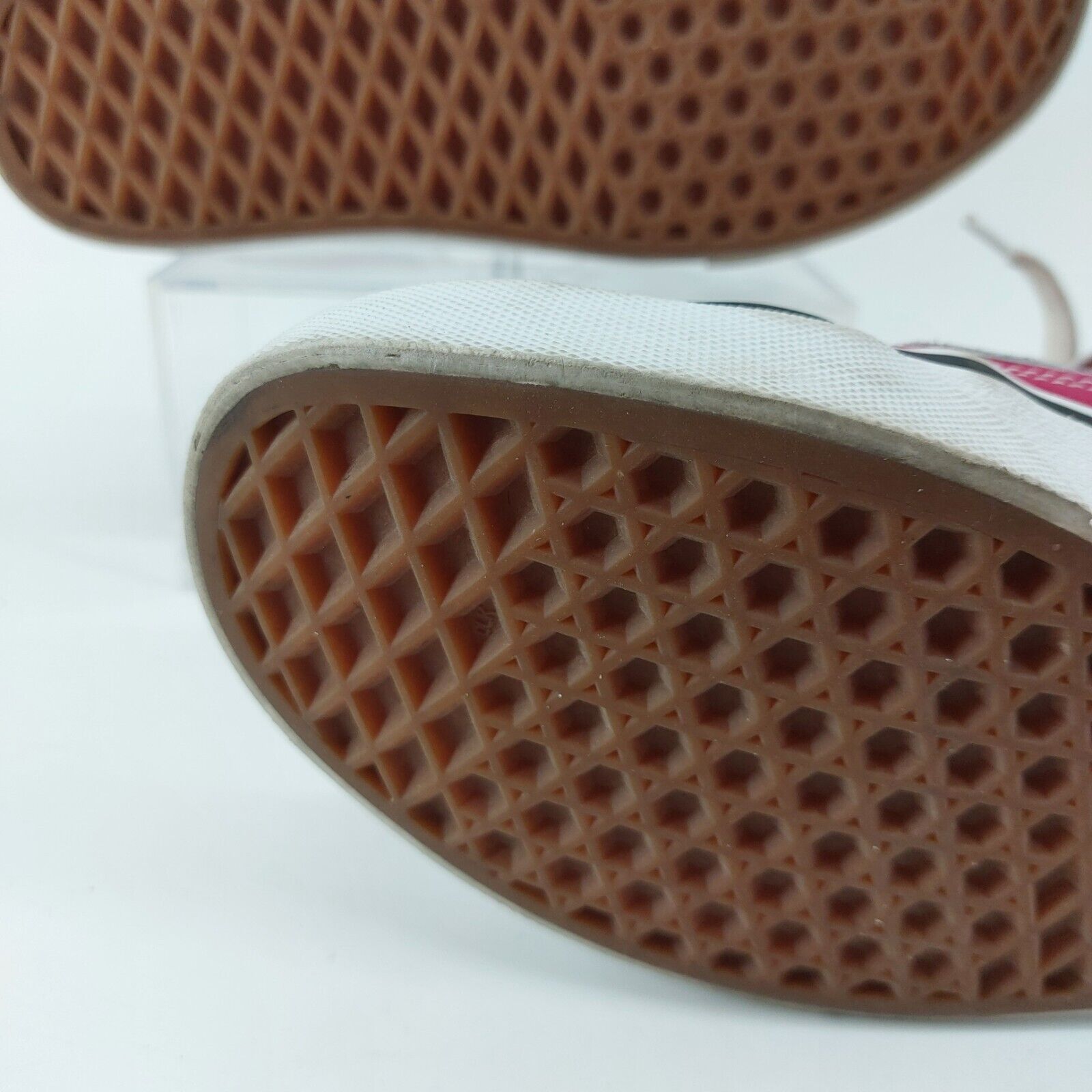 Vans VANS Old Skool Low Magenta Pink Classic Low Top Sneaker 7.5 Size US 7.5 / IT 37.5 - 12 Thumbnail