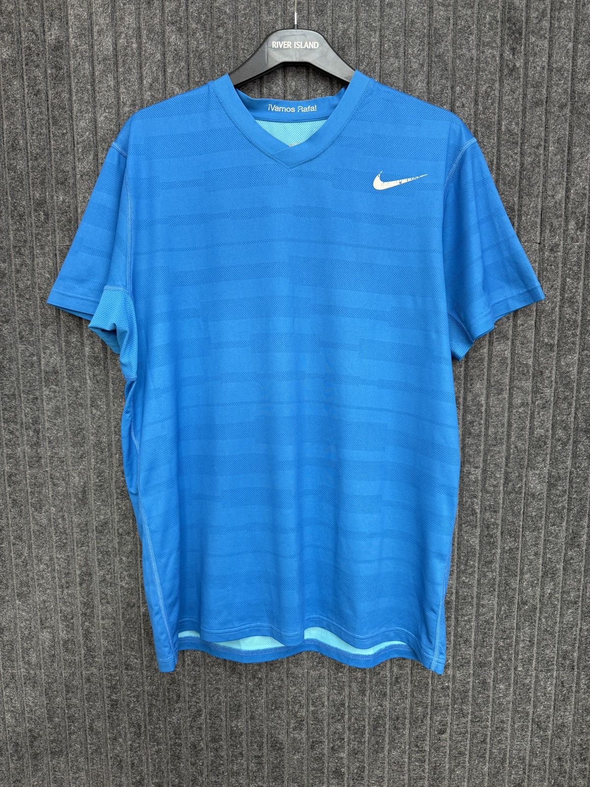 Nike Roland Garros 2011 ATP Tour Rafael Nadal Nike tennis shirt Size US M / EU 48-50 / 2 - 1 Thumbnail