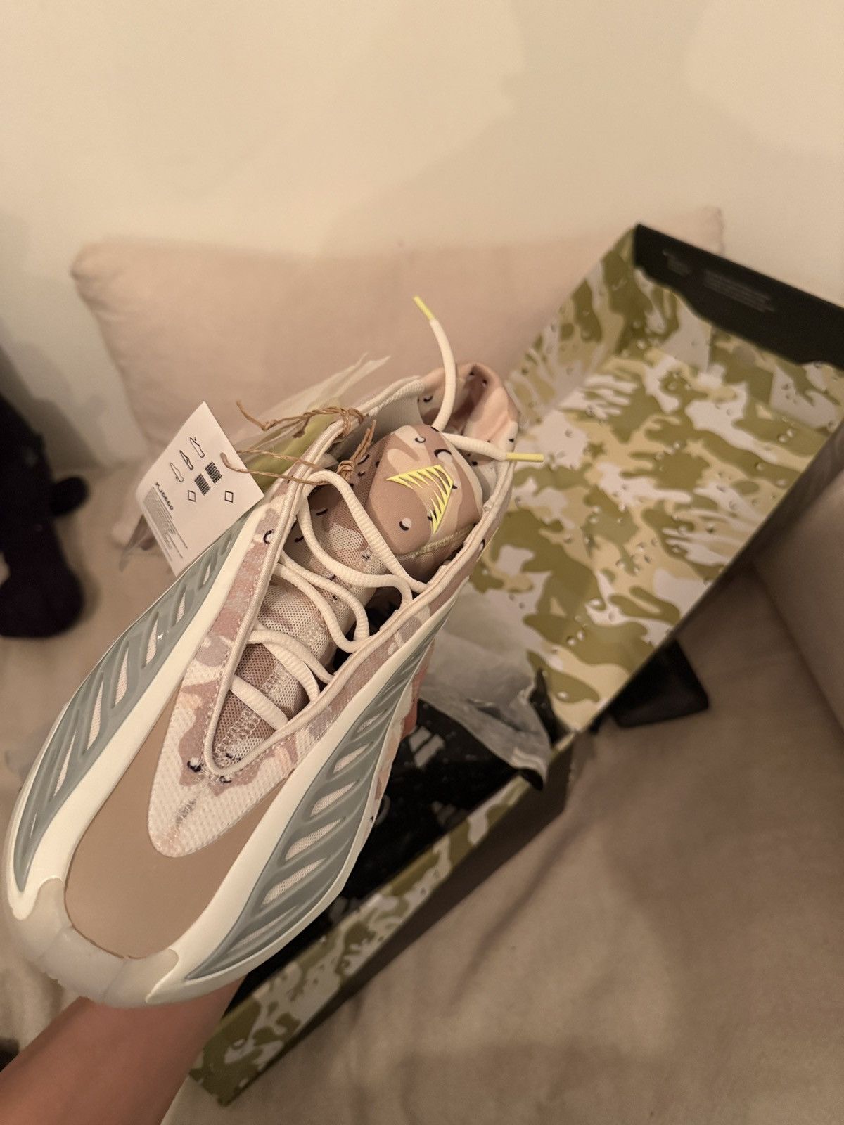 Other Adidas x HELLSTAR AE2 Size US 9 / EU 42 - 2 Thumbnail