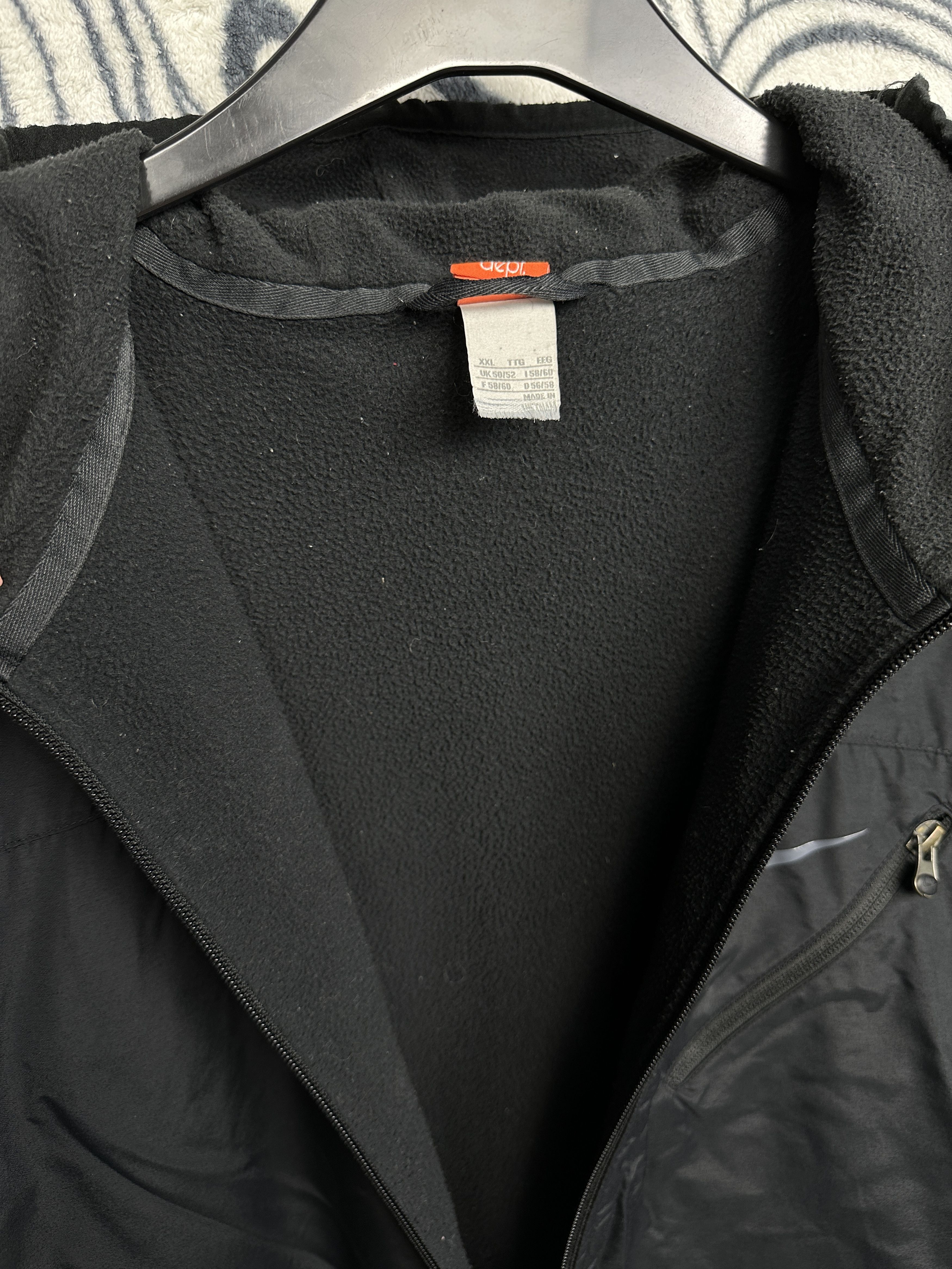 Nike Nike Mens Insulated Jacket Y2K Drill style Size US XXL / EU 58 / 5 - 6 Thumbnail