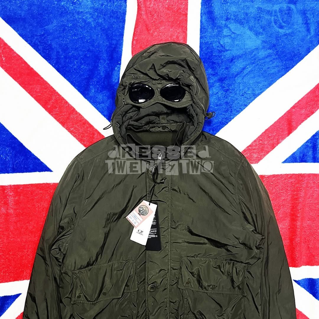 C.P. Company C.P COMPANY CHROME-R GOGGLE JACKET OLIVE KHAKI Size US XL / EU 56 / 4 - 3 Thumbnail