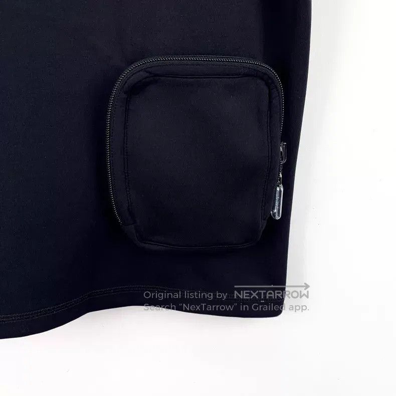 Louis Vuitton Louis Vuitton Black floral-print crewneck short-sleeve T-s Size US L / EU 52-54 / 3 - 6 Thumbnail