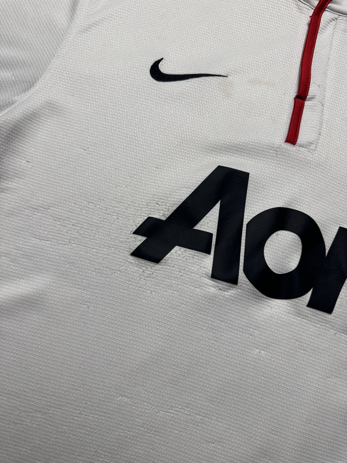 Vintage Vintage Nike Manchester United soccer jersey size L/XL Size US XL / EU 56 / 4 - 5 Thumbnail