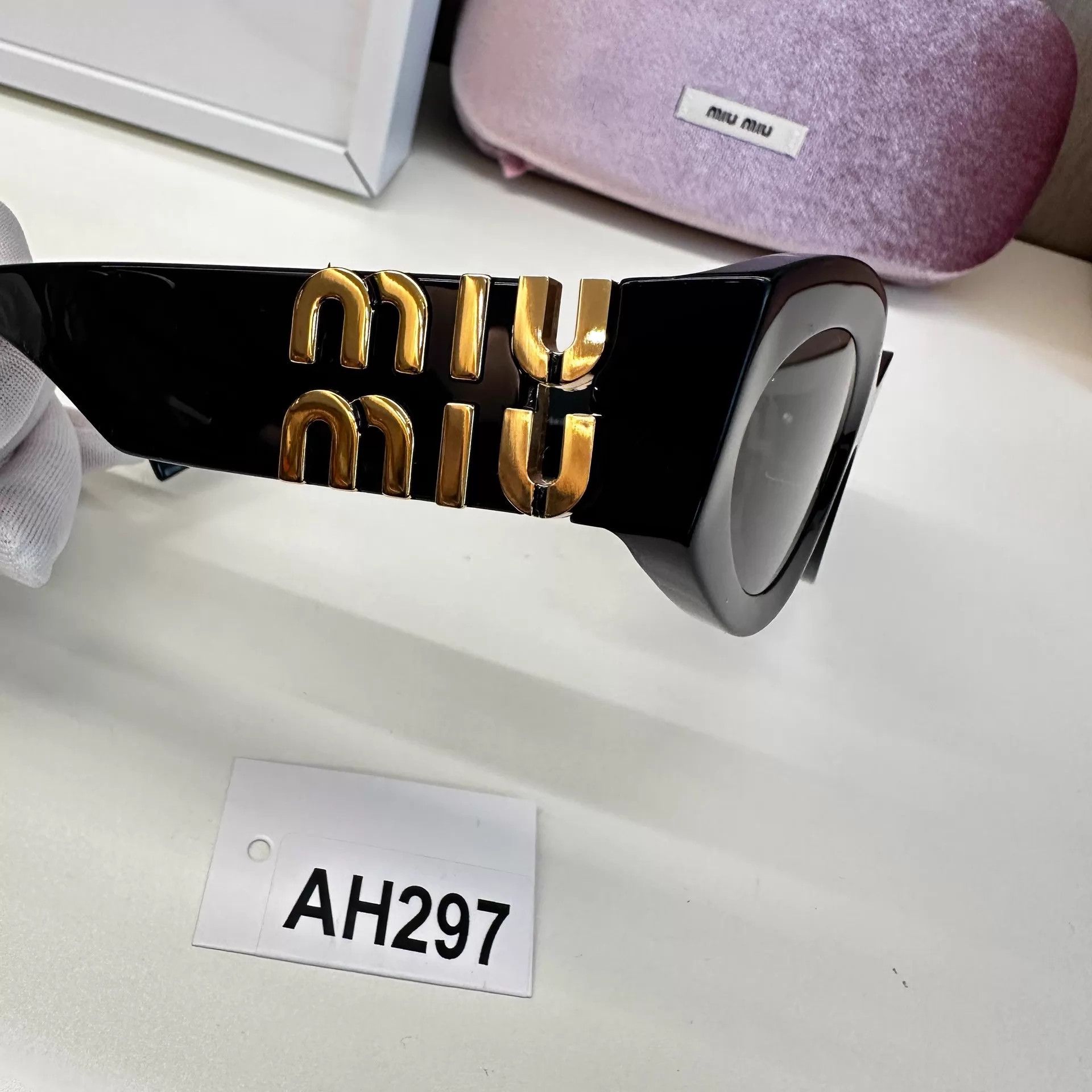 Miu Miu MIU MIU Gold Sunglasses w/Case Like New AH297 Size ONE SIZE - 4 Thumbnail