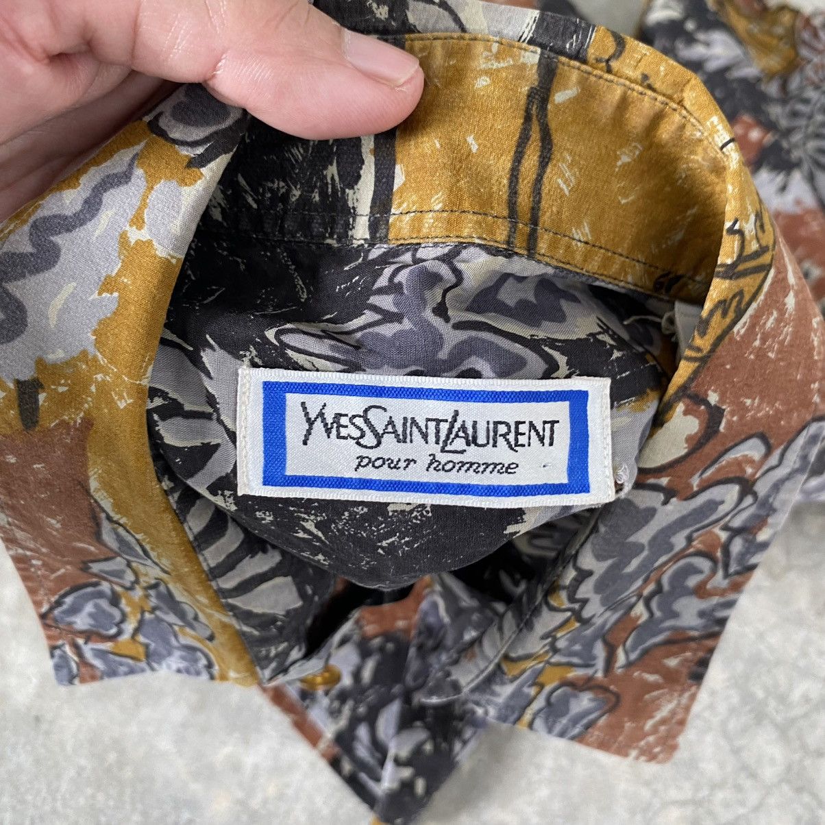 Yves Saint Laurent Vintage 90’s YSL Pour Homme Batik Abstract Button Ups Shirts Size US L / EU 52-54 / 3 - 18 Thumbnail