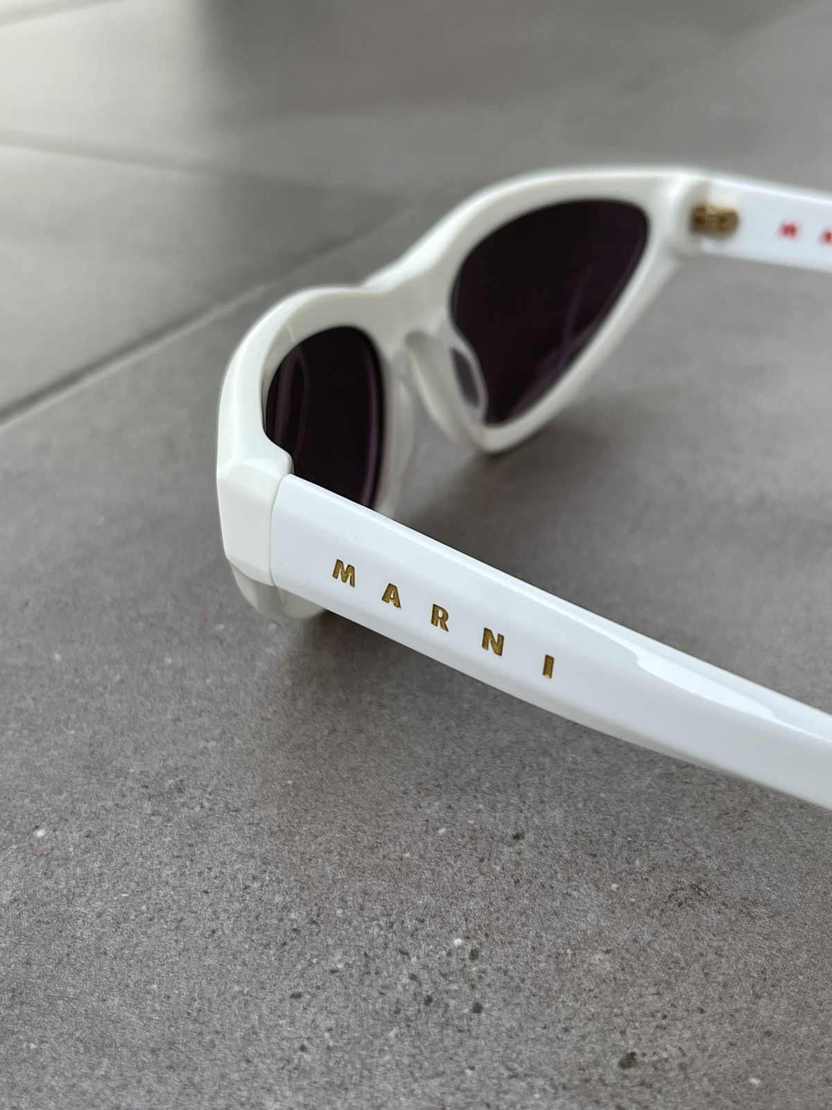 Marni !DS! Marni Mavericks Ghost White Sunglasses Sunglasses Size ONE SIZE - 11 Thumbnail
