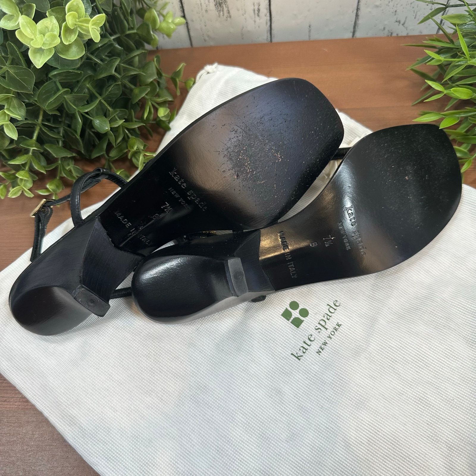 Kate Spade Kate Spade T Strap Slingback Seashells Sandals Size 7.5 Size US 7.5 / IT 37.5 - 10 Thumbnail