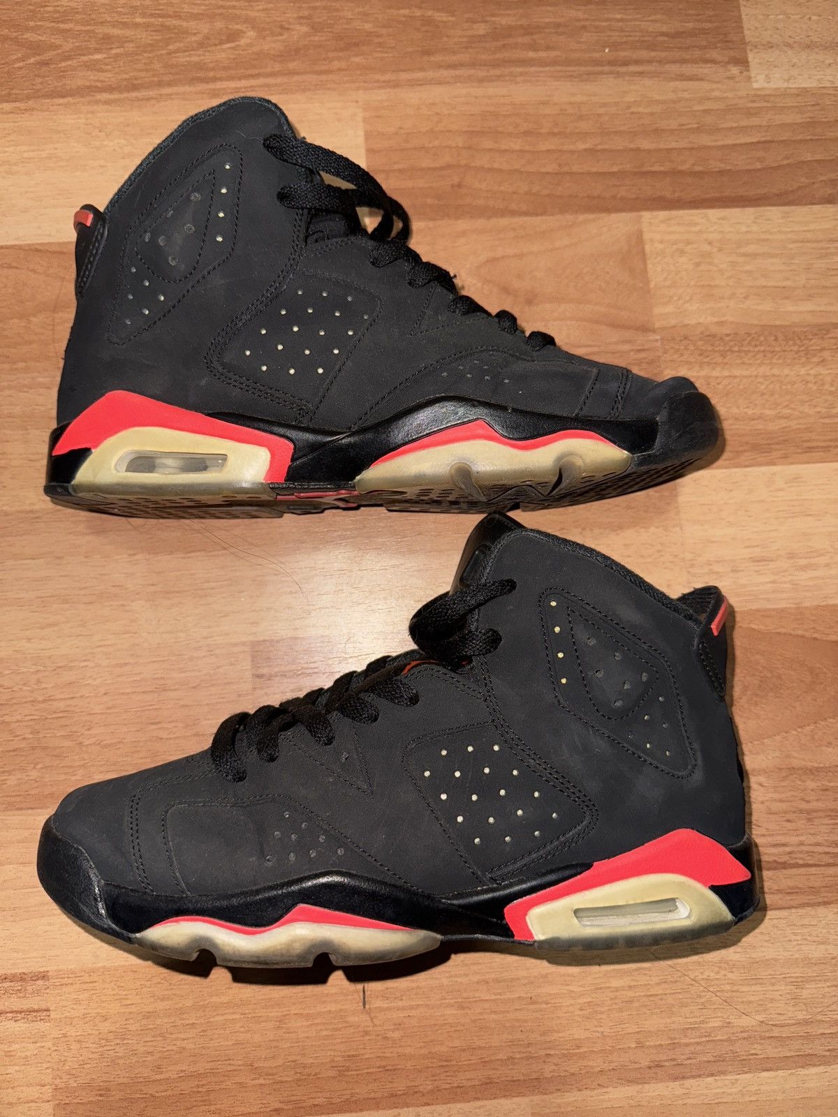 Jordan Brand Jordan 6 Size US 6 / EU 39 - 2 Thumbnail