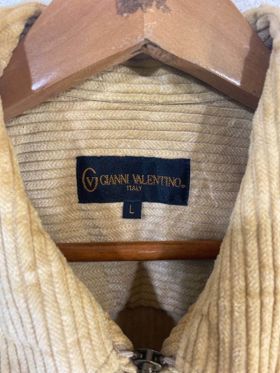 Gianni Valentino vintage gianni valentino corduroy velvet zipper jacket Size US L / EU 52-54 / 3 - 5 Thumbnail