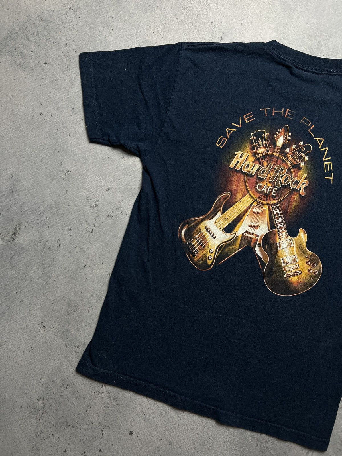 Hard Rock Cafe Vintage Hard Rock t shirt Dubai y2k SAVE THE PLANET 🌎 Size US M / EU 48-50 / 2 - 6 Thumbnail