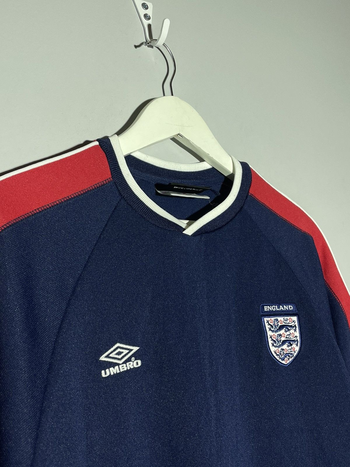 Umbro × Vintage England Umbro Vintage 2000 Y2k Streetwear Football Shirt Size US L / EU 52-54 / 3 - 5 Thumbnail