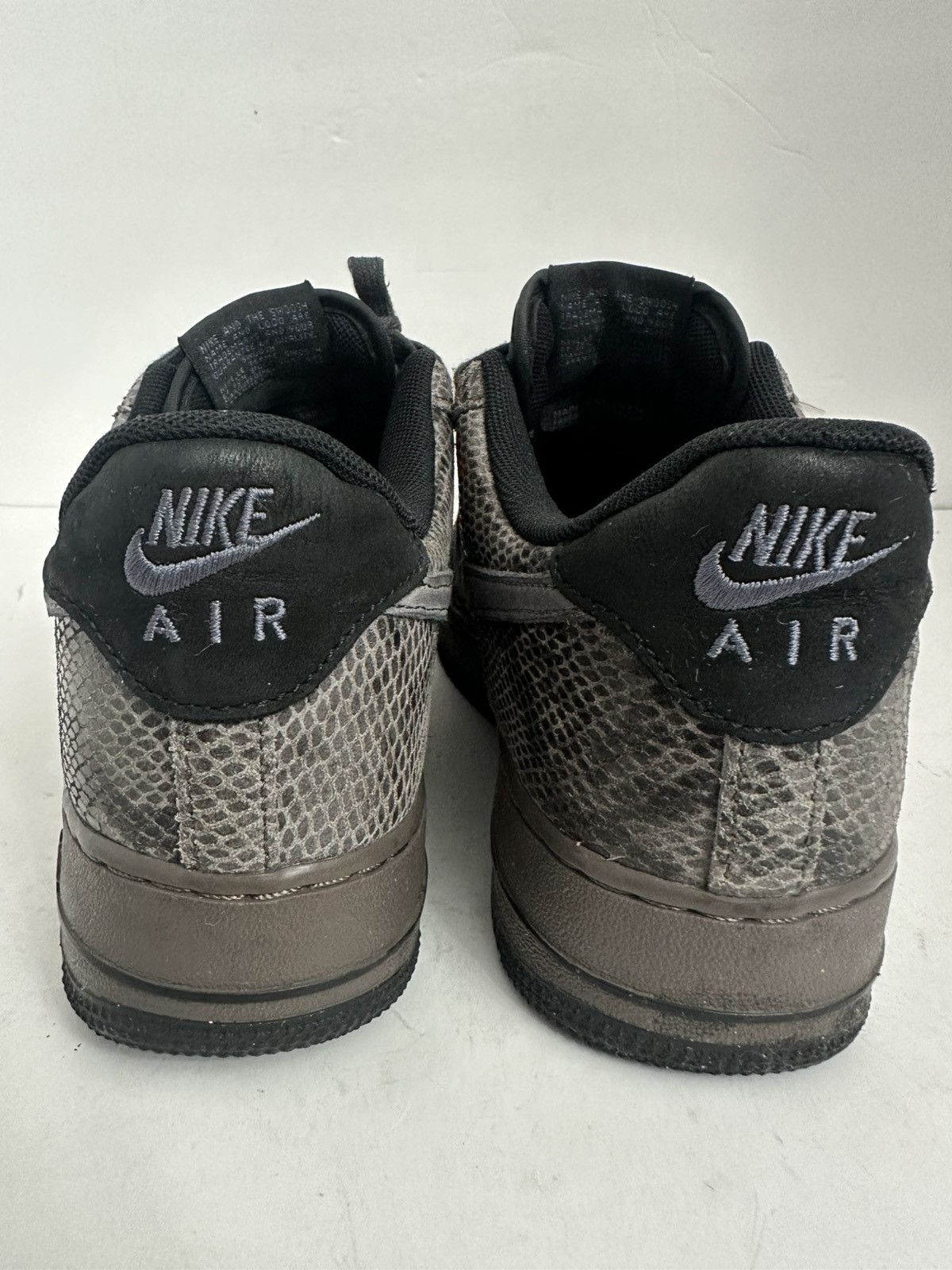 Nike Nike Air Force 1 '07 LV8 "Snakeskin Pack - Off Noir" Size US 9 / EU 42 - 7 Thumbnail