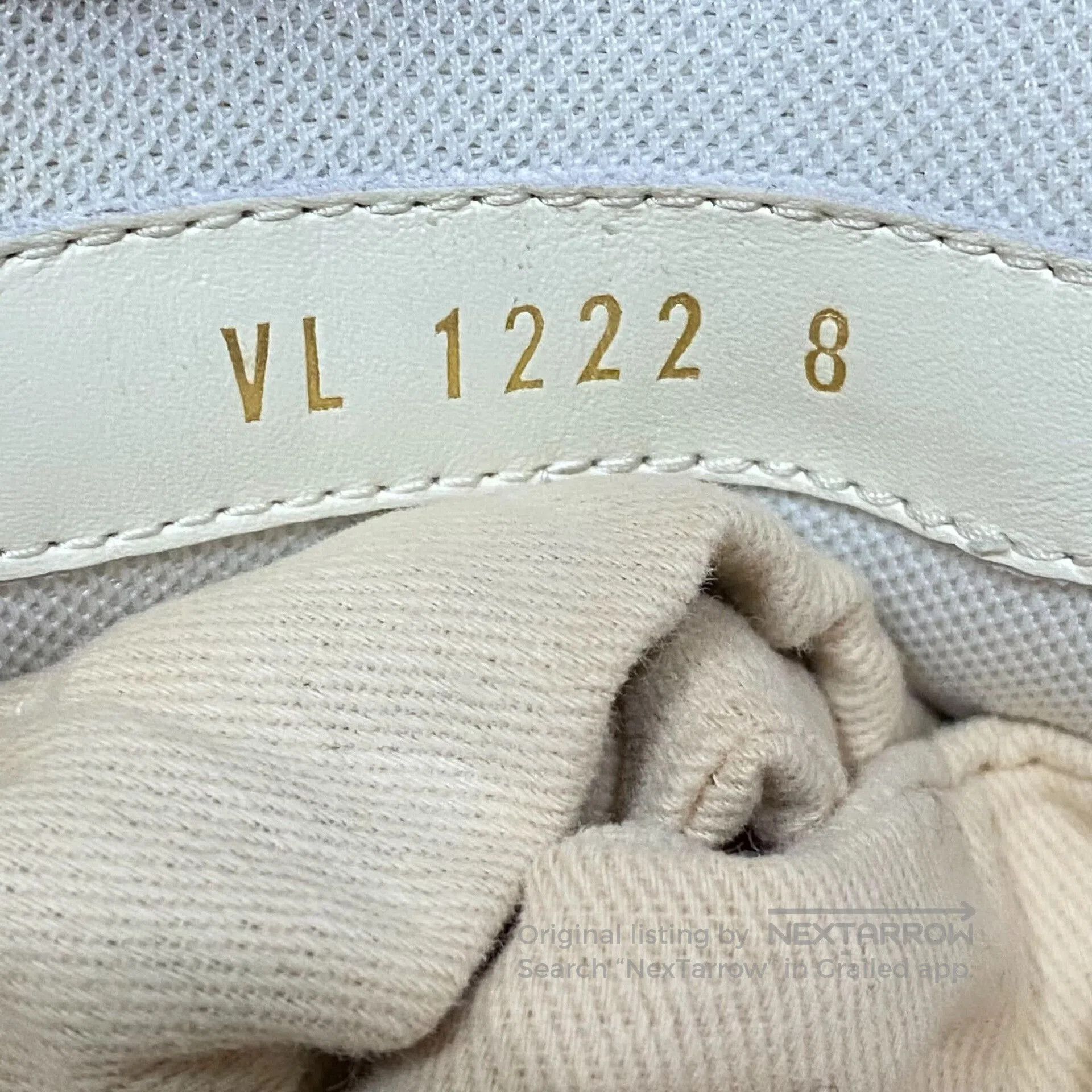 Louis Vuitton Louis Vuitton White LV Trainer Sneakers. Size US 8 / EU 41 - 8 Thumbnail
