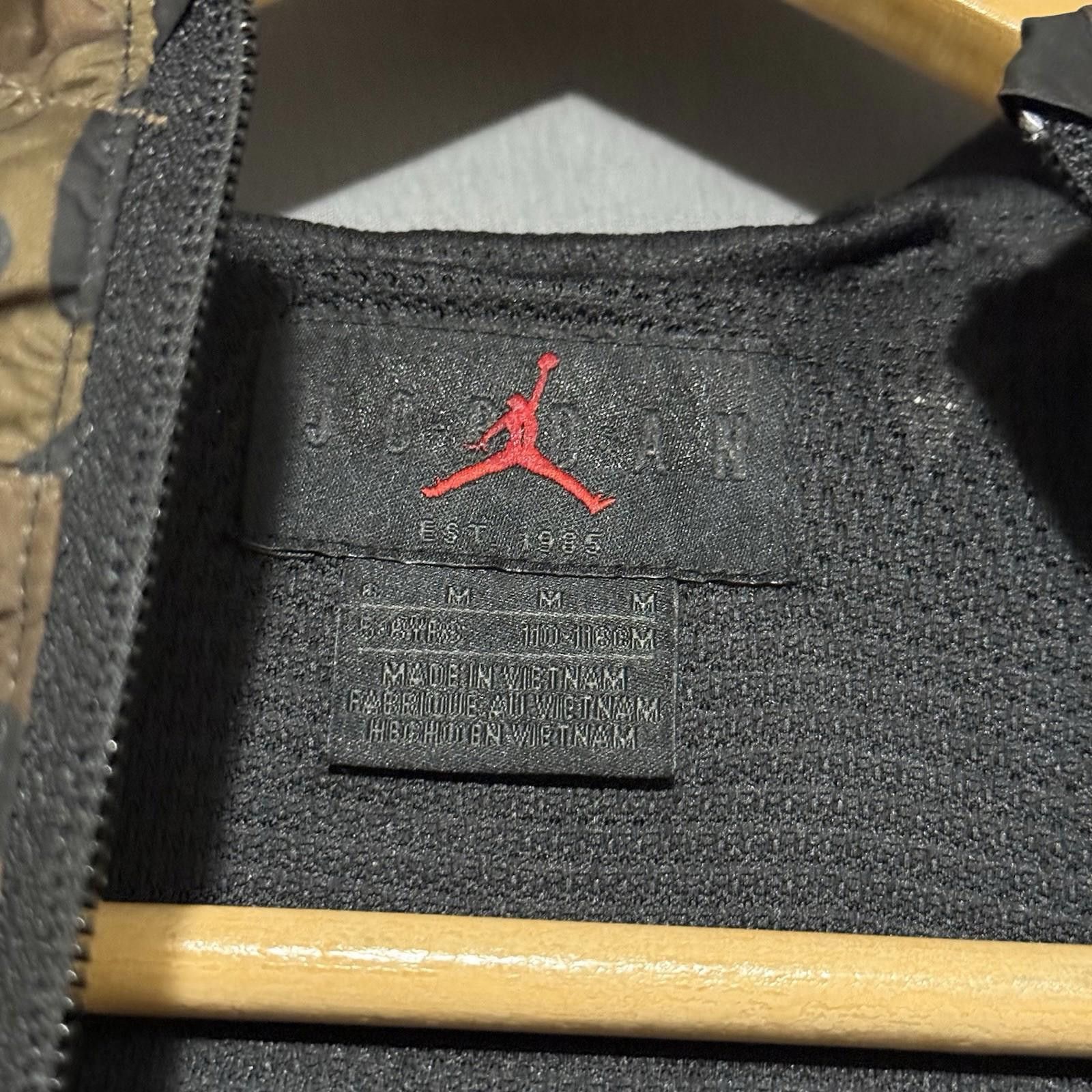 Jordan Brand Jordan Camo Windbreaker Jacket Size M (8) Boys Size US M / EU 48-50 / 2 - 3 Thumbnail