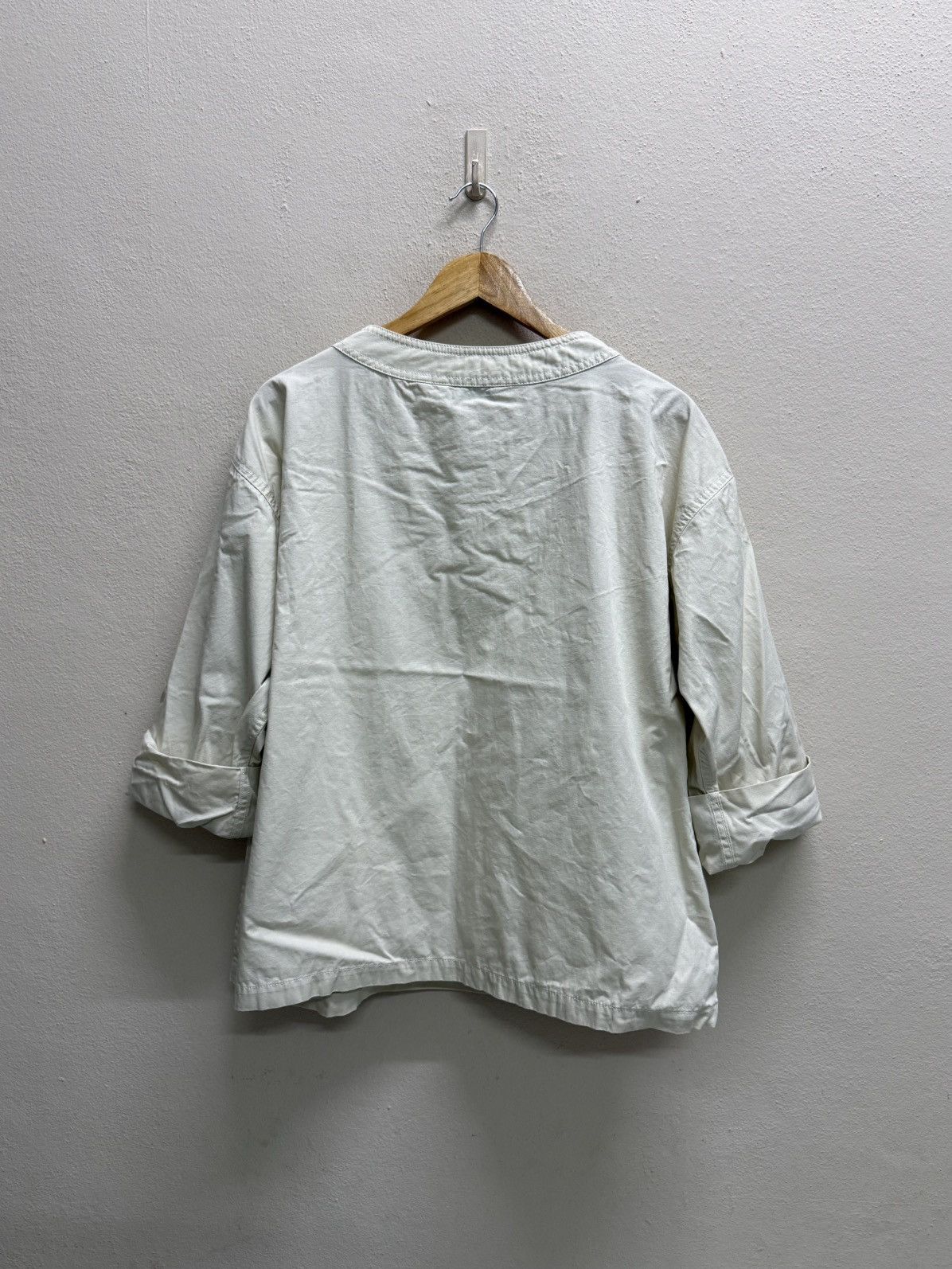 JW Anderson × Uniqlo J.W Anderson Uniqlo Scrub Three Quarter Shirt Size M / US 6-8 / IT 42-44 - 16 Thumbnail