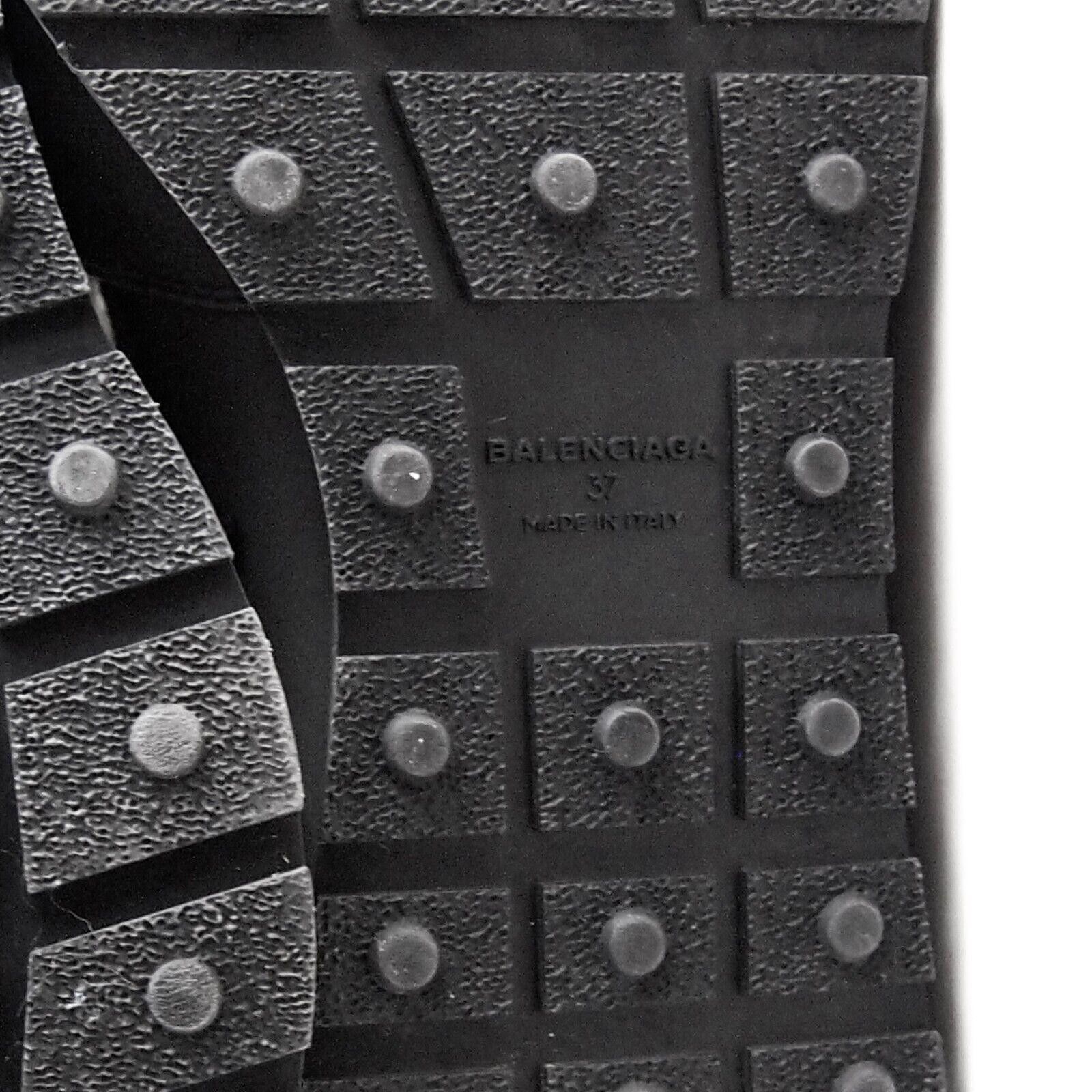 Balenciaga Balenciaga Race Runner Sneakers Gray Mesh Leather EU 37 US 7 Size US 7 / IT 37 - 8 Thumbnail
