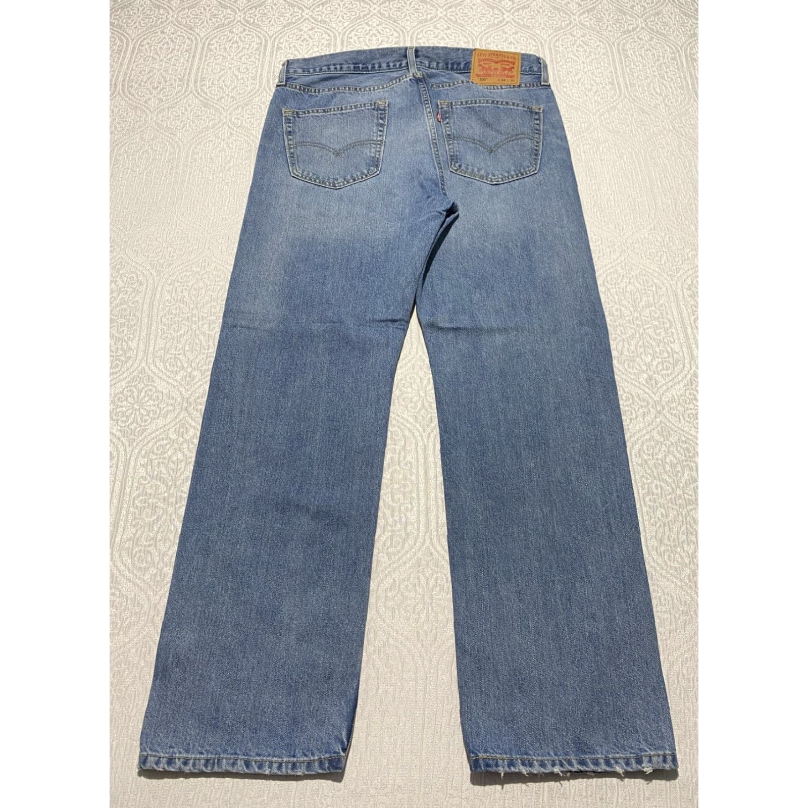Levi's Levi's 505 Jeans Mens 34x30 Blue Regular Fit Straight Zip Fly Denim 5-Pocket Mens Jeans Regular 34 Levi's Size US 34 / EU 50 - 2 Thumbnail