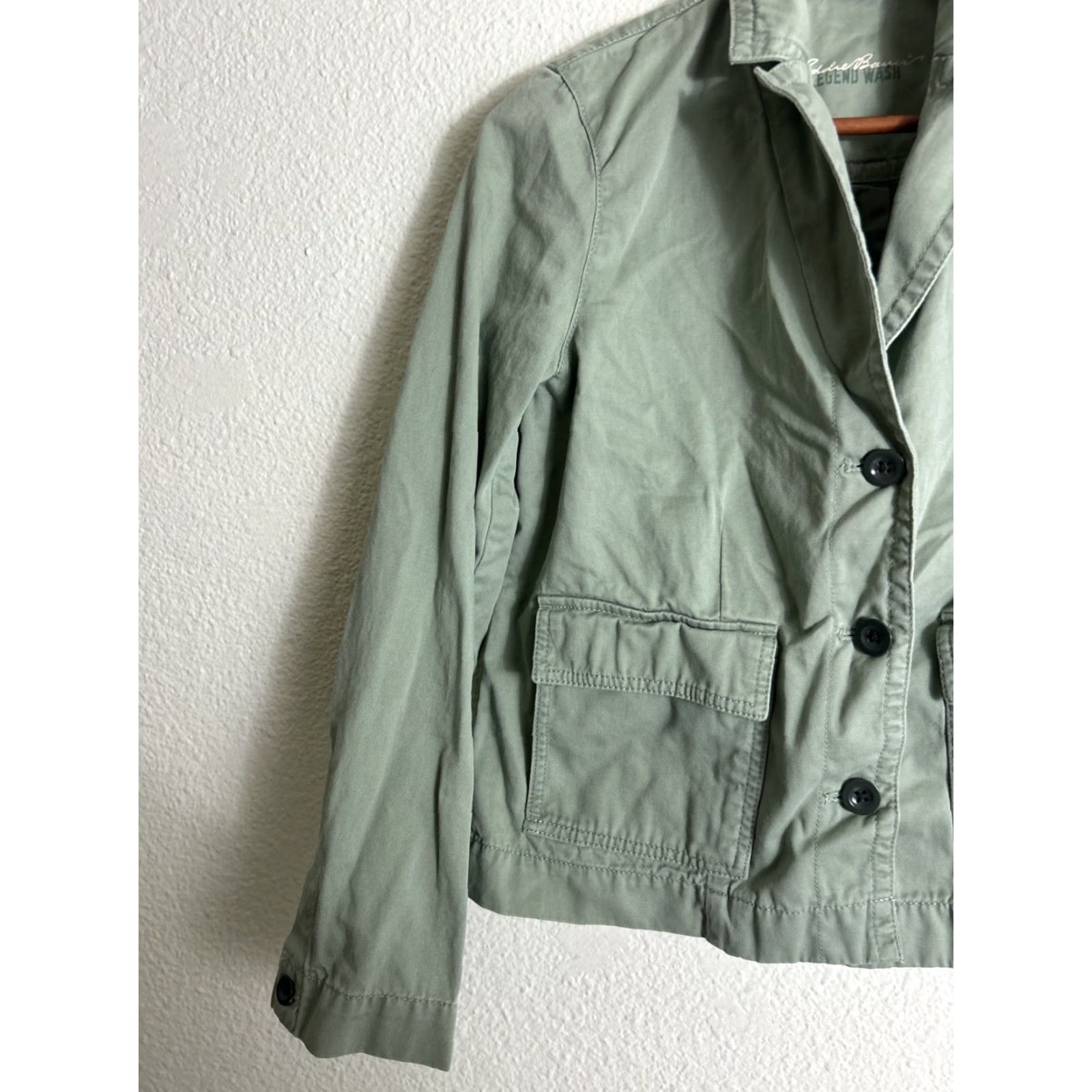 Eddie Bauer VINTAGE Eddie Bauer Coat Women’s Petite Medium Green Button Up Cotton Legend Wash Pockets Size M / US 6-8 / IT 42-44 - 2 Thumbnail