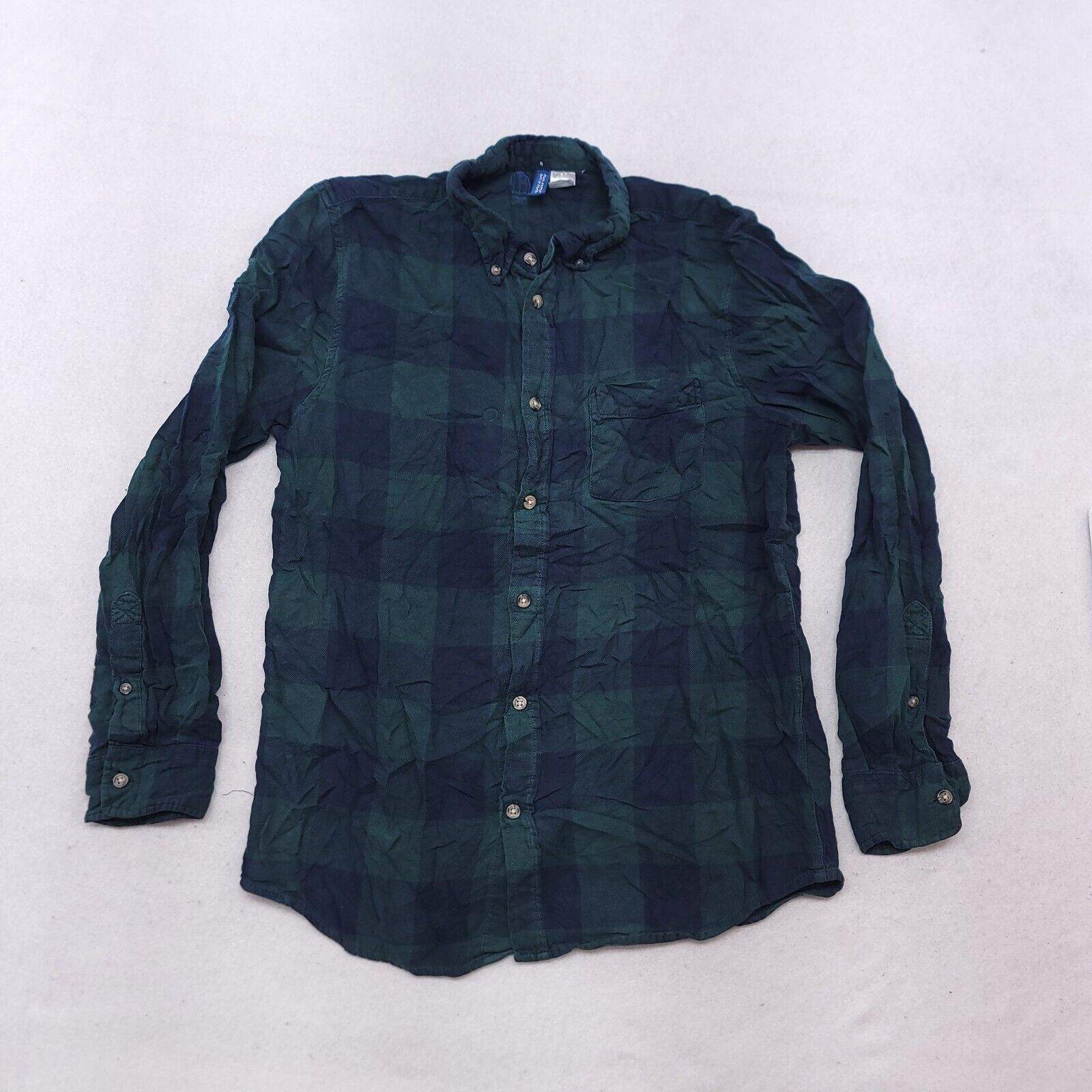 H&M H&M Divided Buffalo Check Flannel Button Up Shirt Men Size S Size US S / EU 44-46 / 1 - 1 Thumbnail