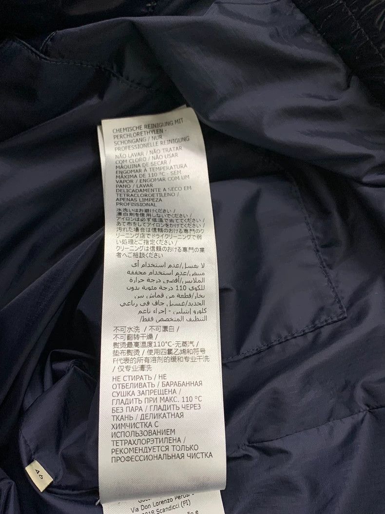 Gucci Gucci Blue shiny down jacket Size US S / EU 44-46 / 1 - 8 Thumbnail