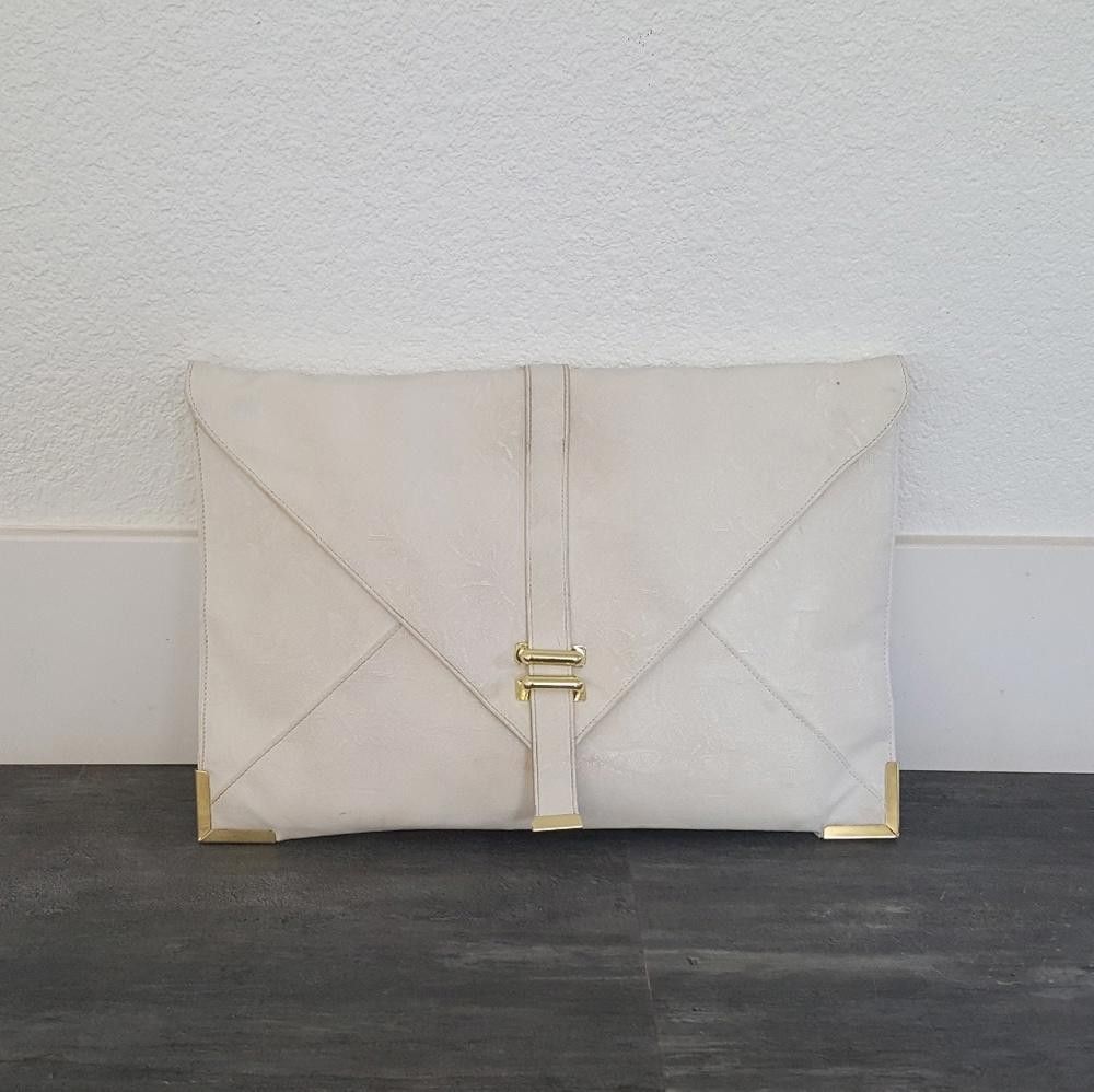 Asos White Gold Classic Asos Envelope Clutch Size ONE SIZE - 1 Thumbnail