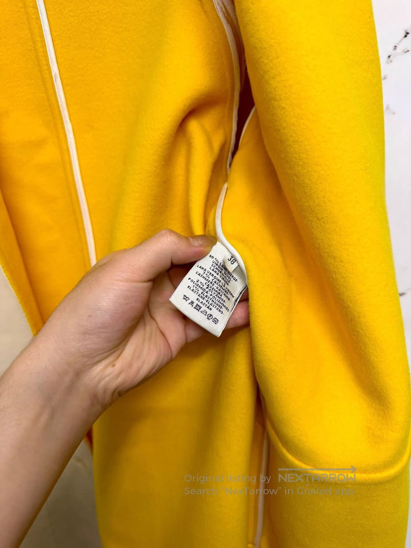 Hermes hermes white coat with yellow collar. Size S / US 4 / IT 40 - 4 Thumbnail