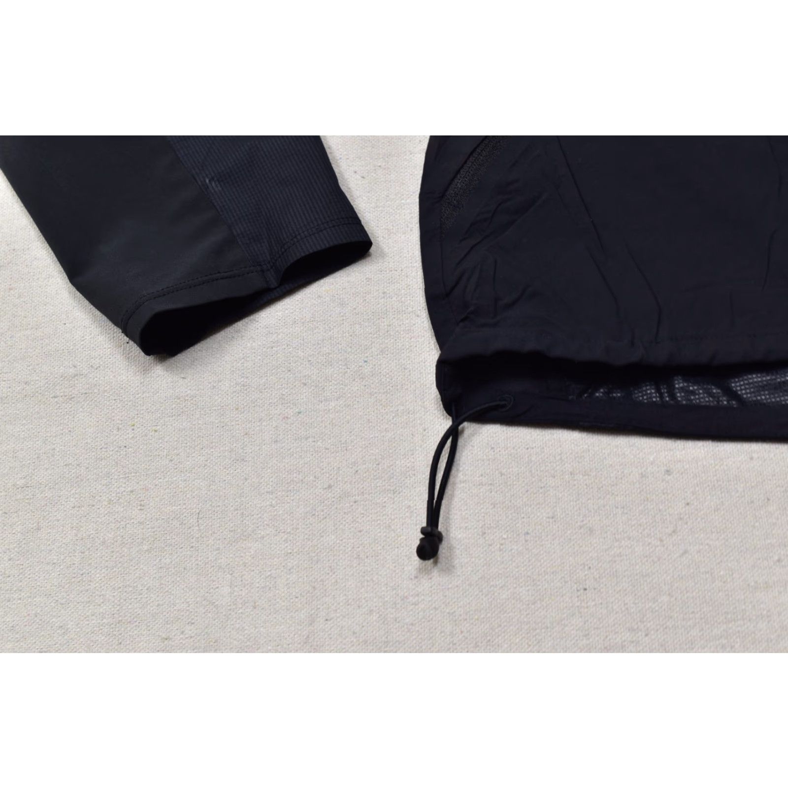 Lululemon Lululemon Jacket Mens Full Zip Hooded Windbreaker Black L Size US L / EU 52-54 / 3 - 2 Thumbnail