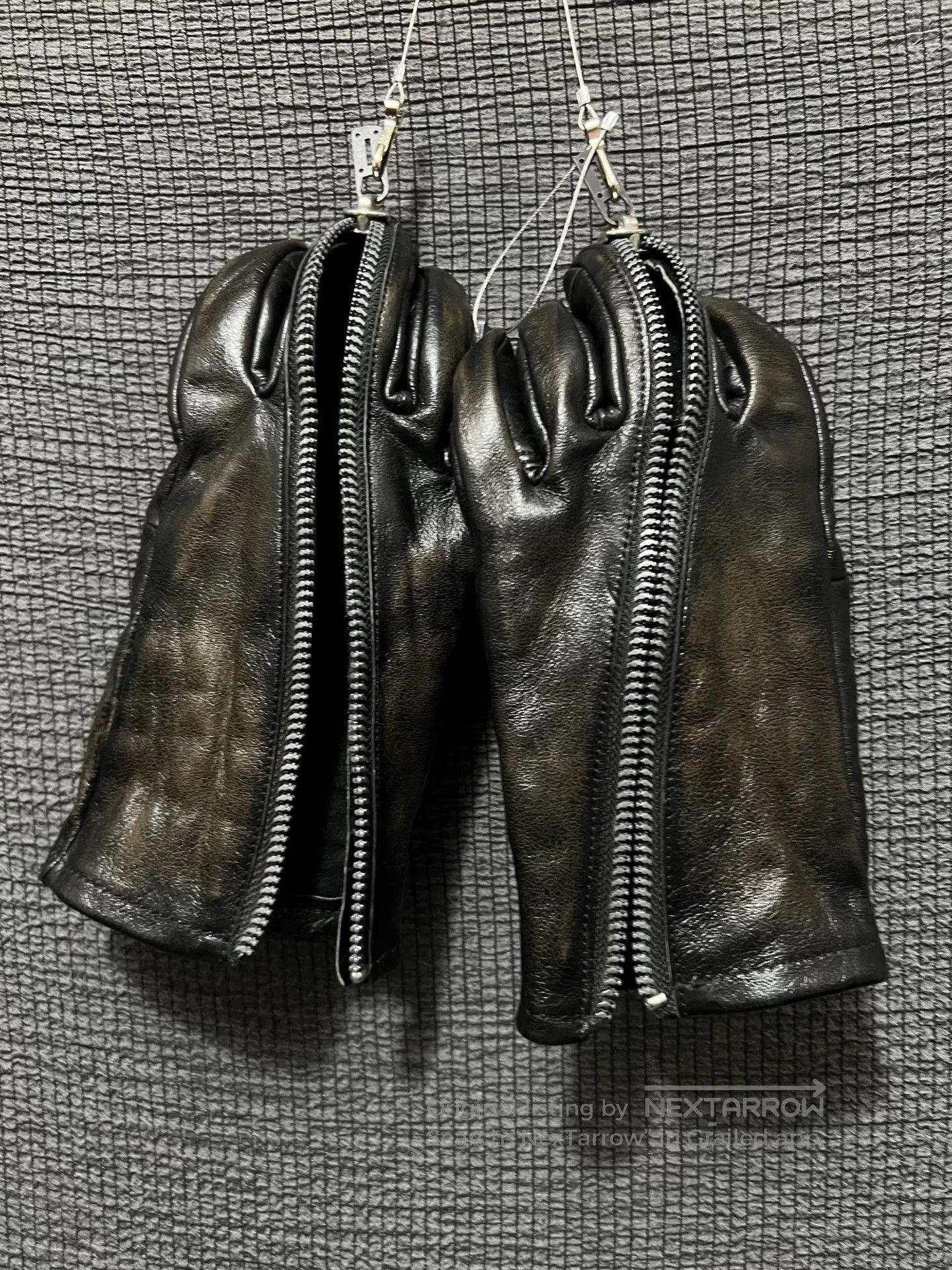 D.Hygen d hygen leather zip gloves with thumb opening. Size ONE SIZE - 6 Thumbnail