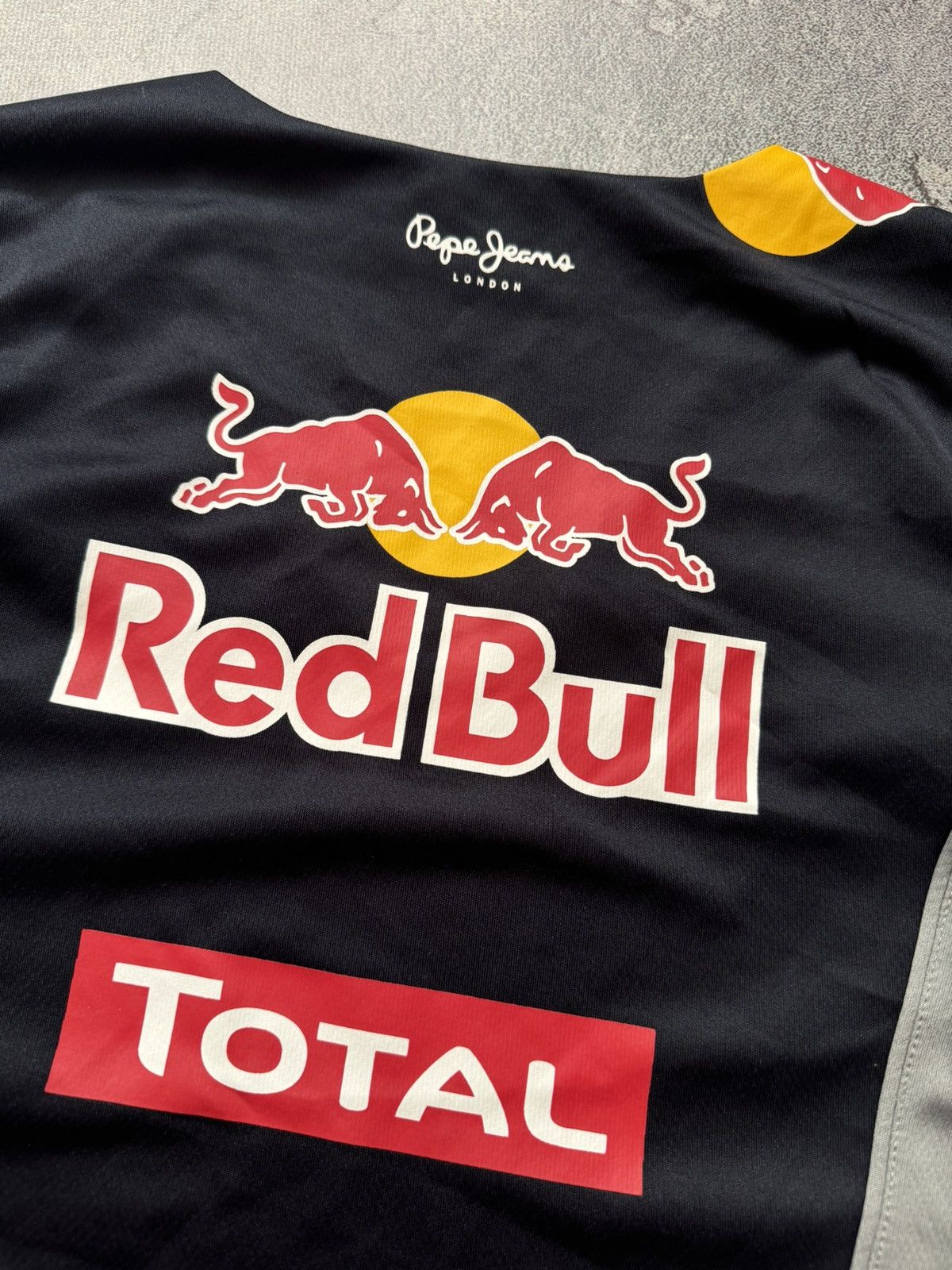 Pepe Jeans × Red Bull Pepe jeans S Wmns red bull racing formula one INFINITI y2k Size S / US 4 / IT 40 - 4 Thumbnail