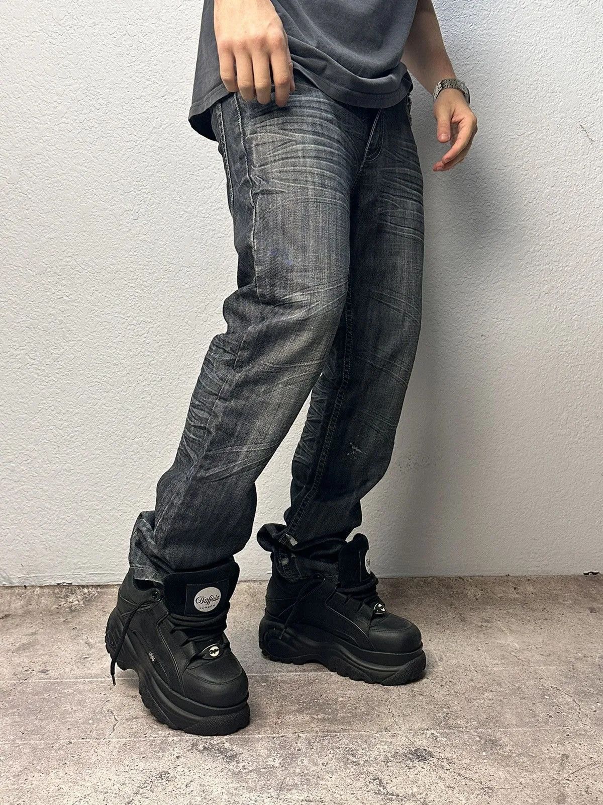 14th Addiction Diesel Vintage Faded Jeans Cut Italy Streetwear Style Size US 32 / EU 48 - 3 Thumbnail