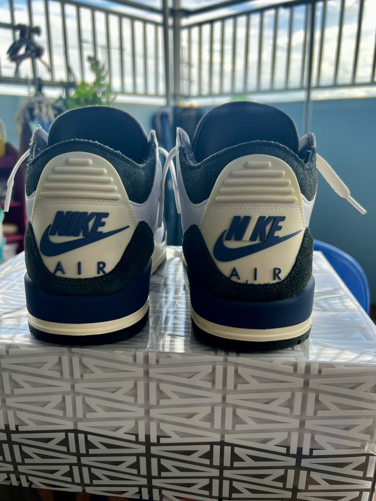Jordan Brand × Nike Rare Ama Maniere Jordan 3 Diffused Blue Size US 9.5 / EU 42-43 - 6 Thumbnail