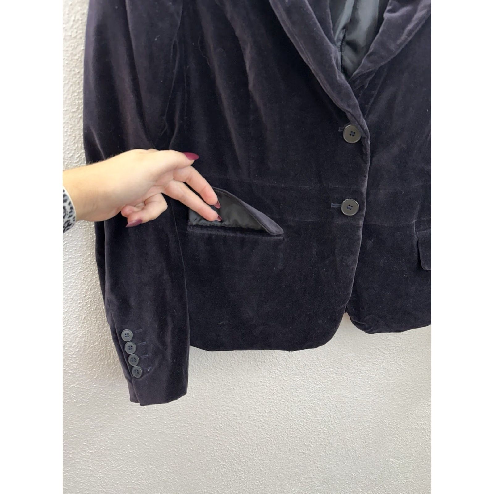 Vintage New York & Company Blazer Womens Size 10 Black Two Button Up Faux Velour Jacket Short Sleeve Long Sleeve Size L / US 10 / IT 46 - 3 Thumbnail