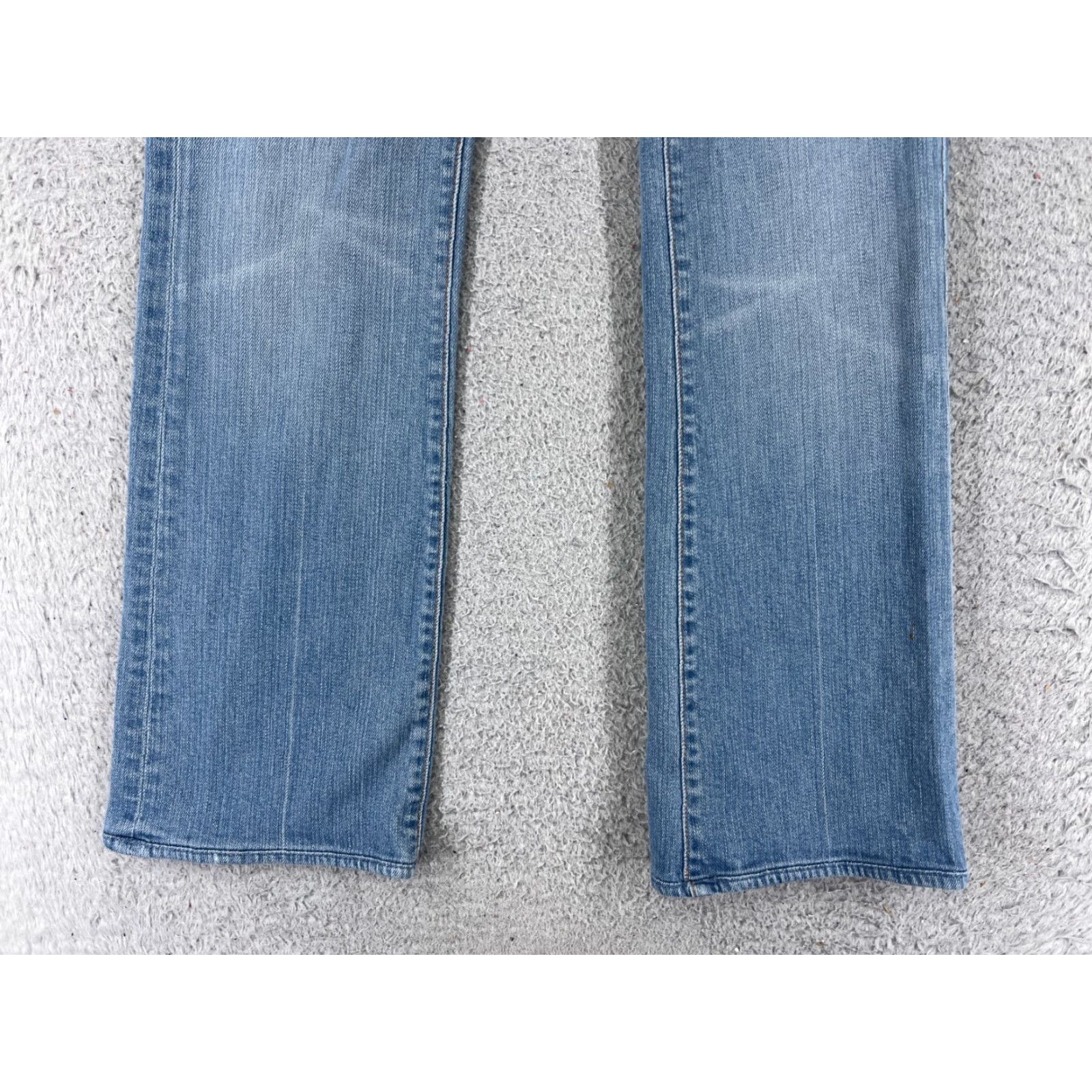 7 For All Mankind 7 For All Mankind Jeans Women Flared Denim Blue 28x28 26x28 Embroidered Comfort Distressed Pockets Cotton Size 28" / US 6 / IT 42 - 2 Thumbnail