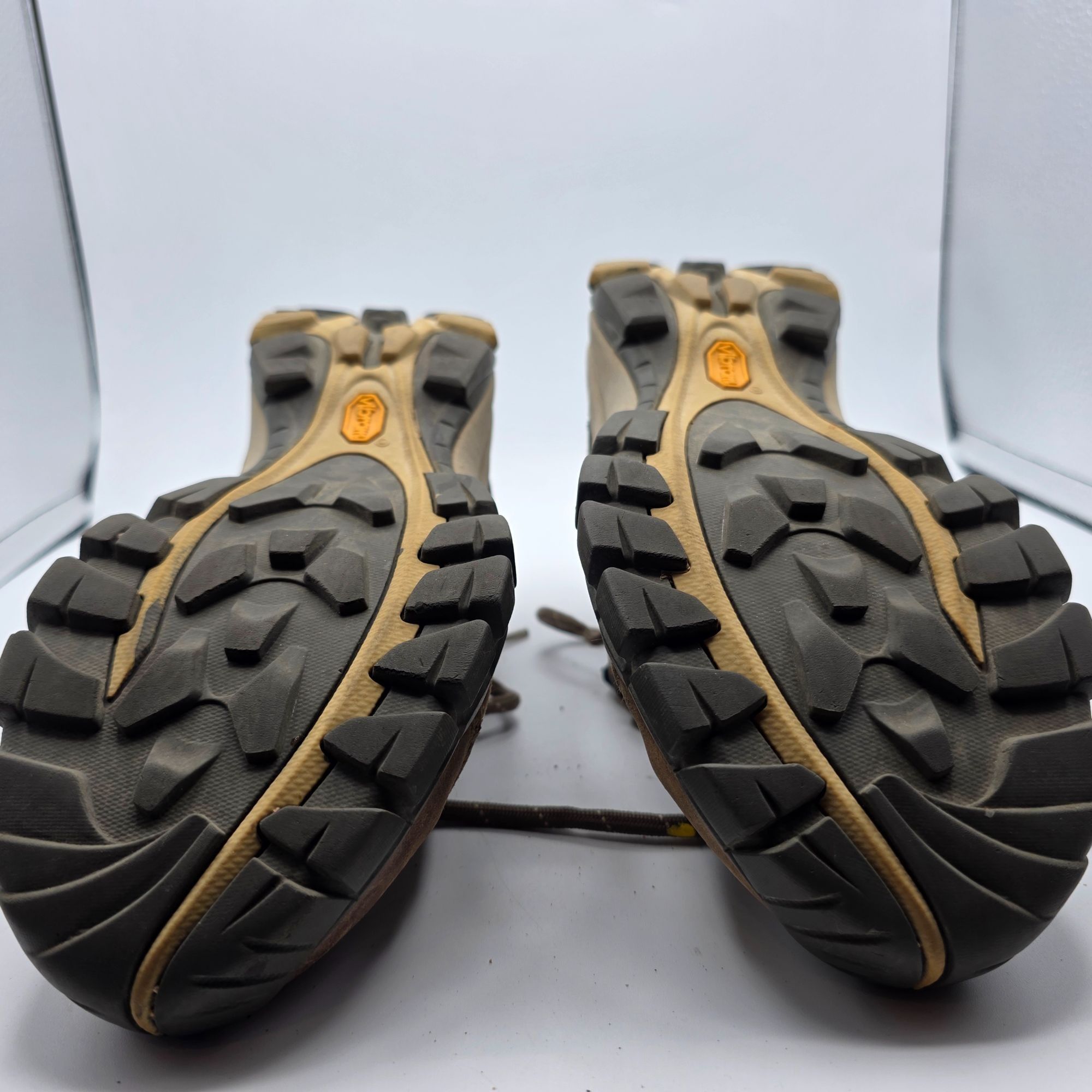 Vasque Vasque Mantra Womens Size 7 Brown Hiking Shoes Vibram Sole C Size US 7 / IT 37 - 11 Thumbnail