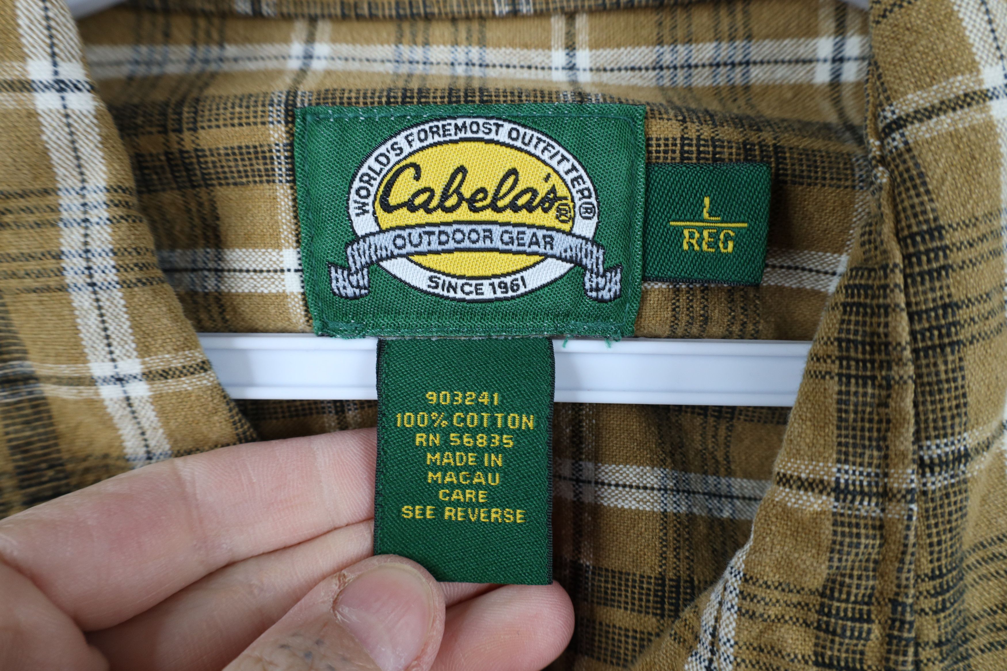 Cabelas × Vintage Vintage 90s Cabelas Heavyweight Pocket Collared Button Shirt Size US L / EU 52-54 / 3 - 6 Thumbnail