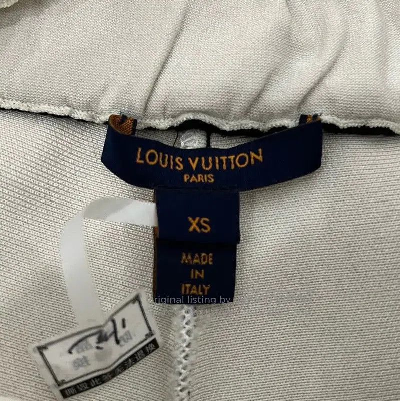 Louis Vuitton Louis Vuitton Black Women's Shorts . Size 26" / US 2 / IT 38 - 3 Thumbnail