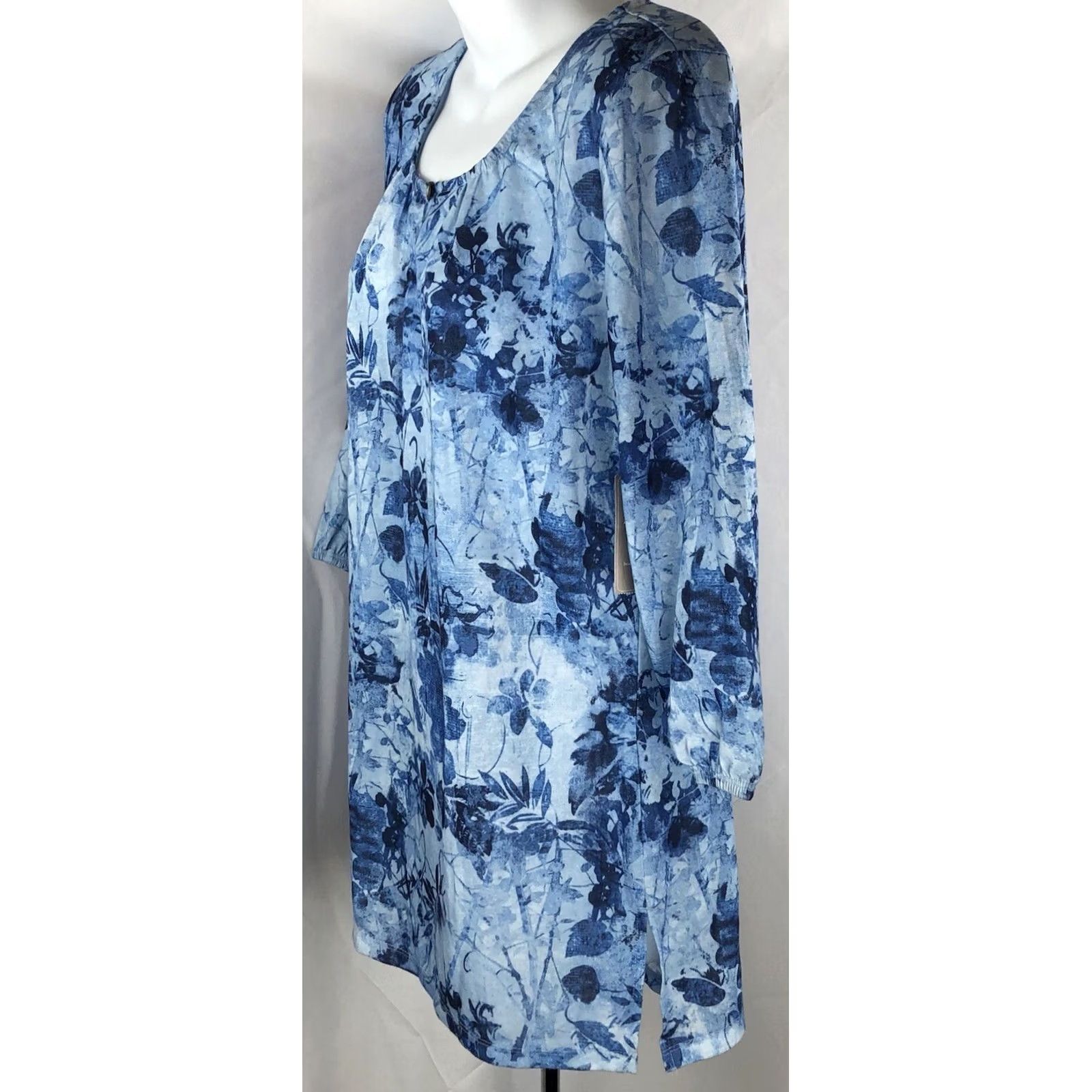 Vintage Blue Floral Tunic Top S Beach tropical Boho Hippie Keyhole Scoop 3/4 Sleeve NWT Size S / US 4 / IT 40 - 2 Thumbnail