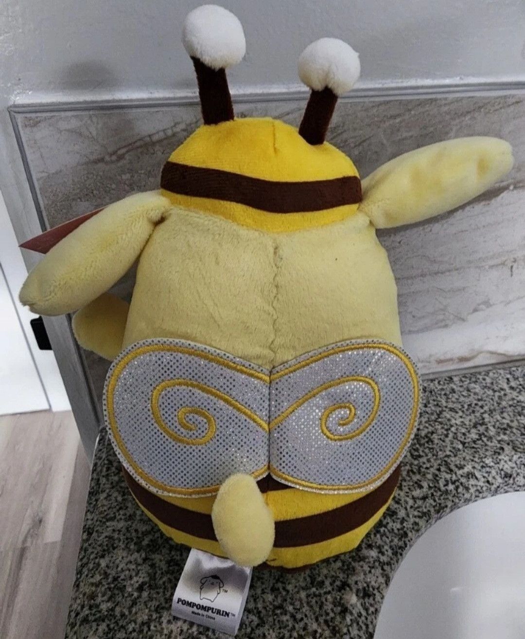 Other NWT Sanrio Pompompurin 2024 Easter Plush Bee 9.5" Size ONE SIZE - 2 Thumbnail