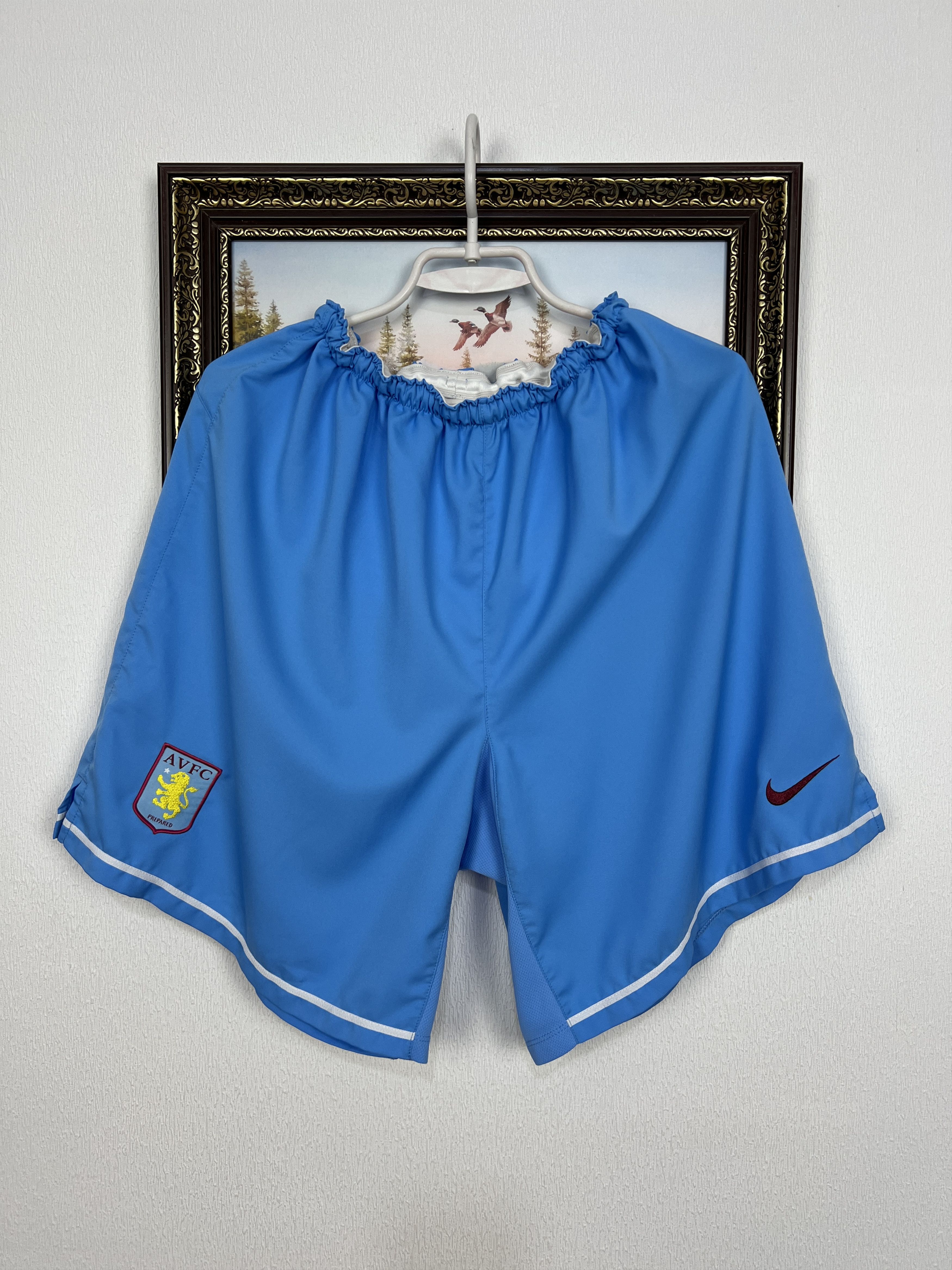 Nike Vintage Nike Aston Villa Football Shorts Player Issue XL Size US 36 / EU 52 - 1 Thumbnail