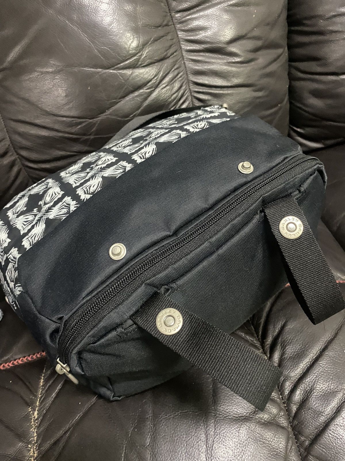 Oakley Authentic Oakley Box Pouch Bag Size ONE SIZE - 10 Thumbnail