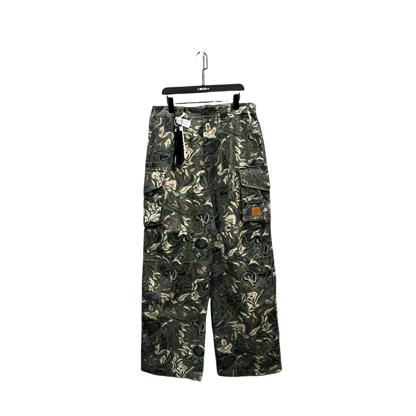 Louis Vuitton Louis Vuitton x Nigo Camouflage Cargo Pants Size 36 Size US 36 / EU 52 - 1 Thumbnail