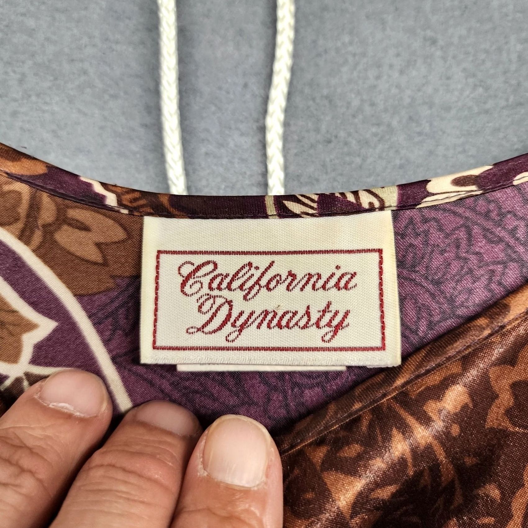 Vintage VINTAGE California Dynasty Kaftan Womens One Size Purple Brown Paisley Satin Made USA Sleeveless Gown Size ONE SIZE - 2 Thumbnail