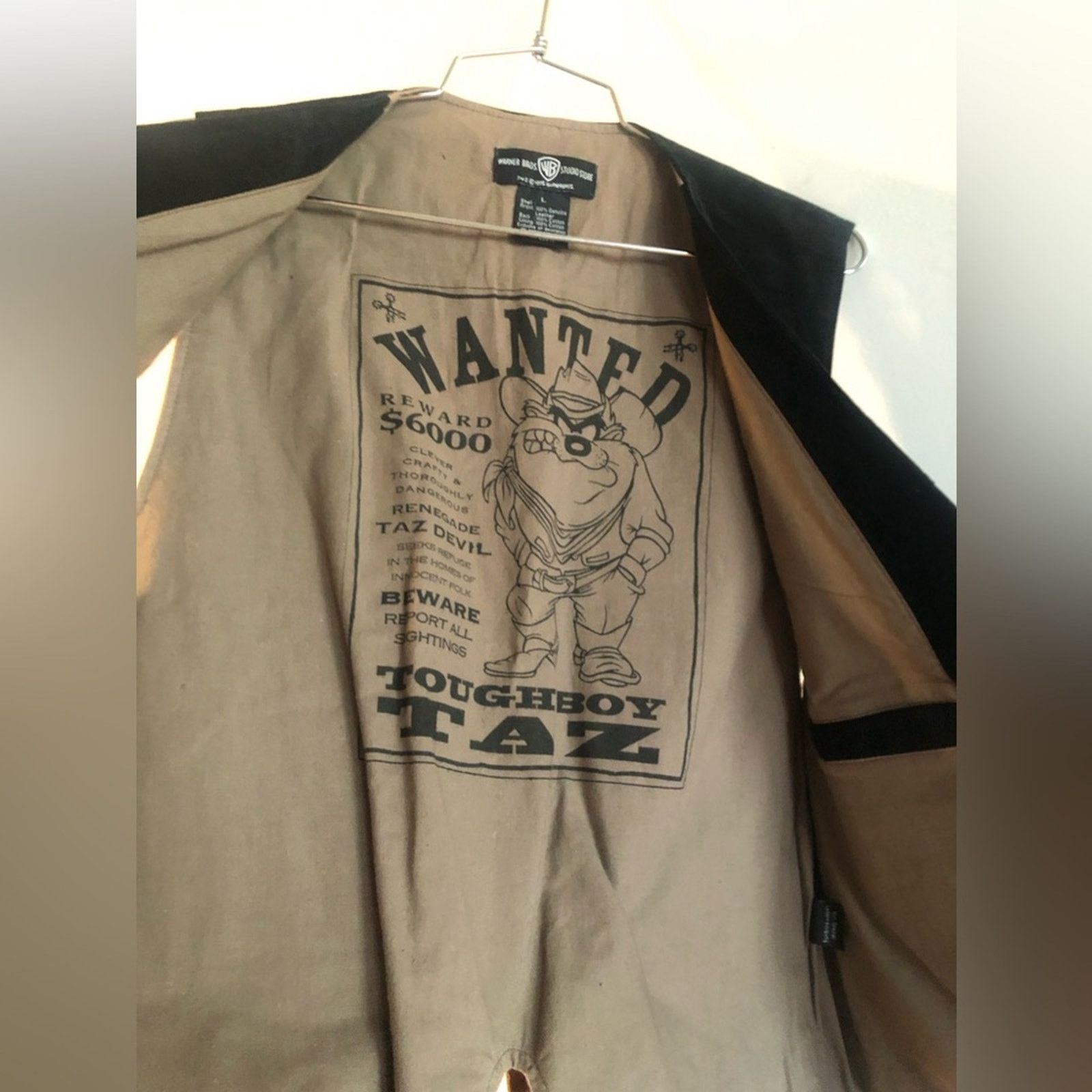 Warner Bros Genuine leather vest. WB Warner Brothers Tasmanian Devil Size US L / EU 52-54 / 3 - 4 Thumbnail