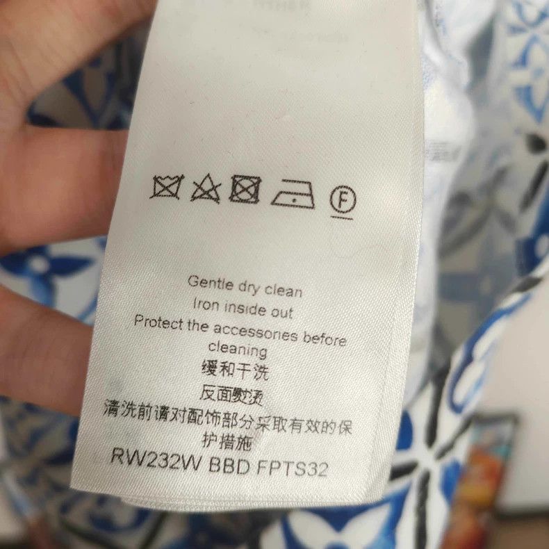 Louis Vuitton Louis Vuitton Blue flower full print short sleeve Size XS / US 0-2 / IT 36-38 - 4 Thumbnail