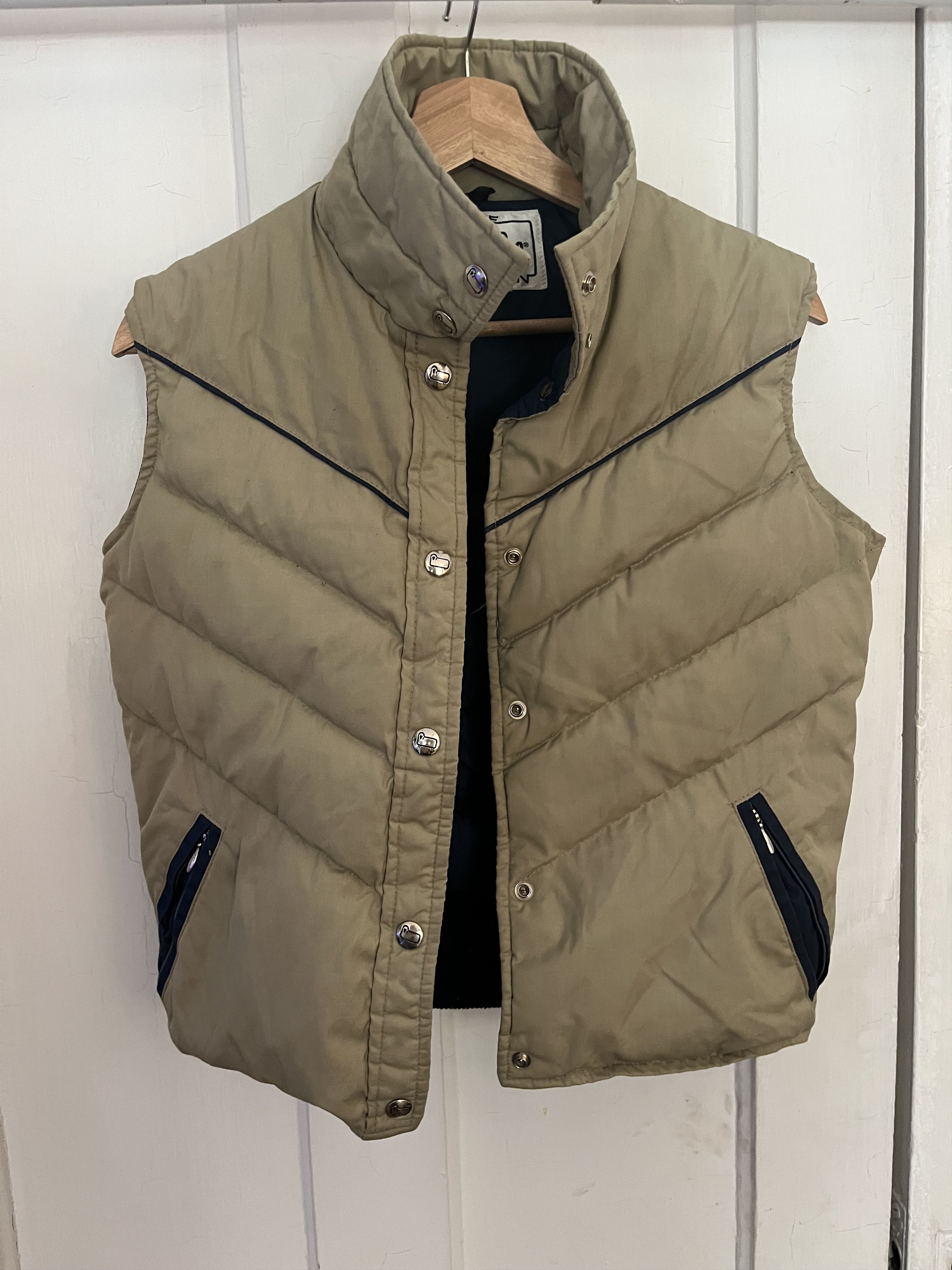 Woolrich Woolen Mills 1980s Woolrich Tan & Navy Puffer Down Vest Size US M / EU 48-50 / 2 - 2 Thumbnail