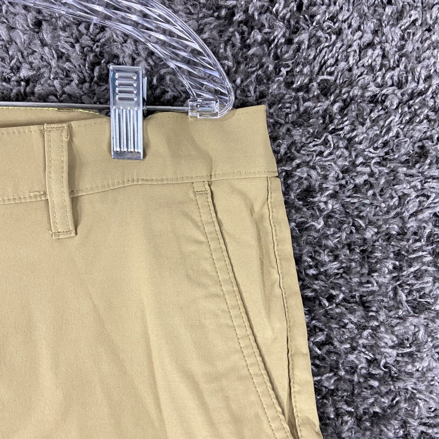 Eddie Bauer Eddie Bauer Chino Shorts Beige Adult 38 Mens Size US 38 / EU 54 - 3 Thumbnail